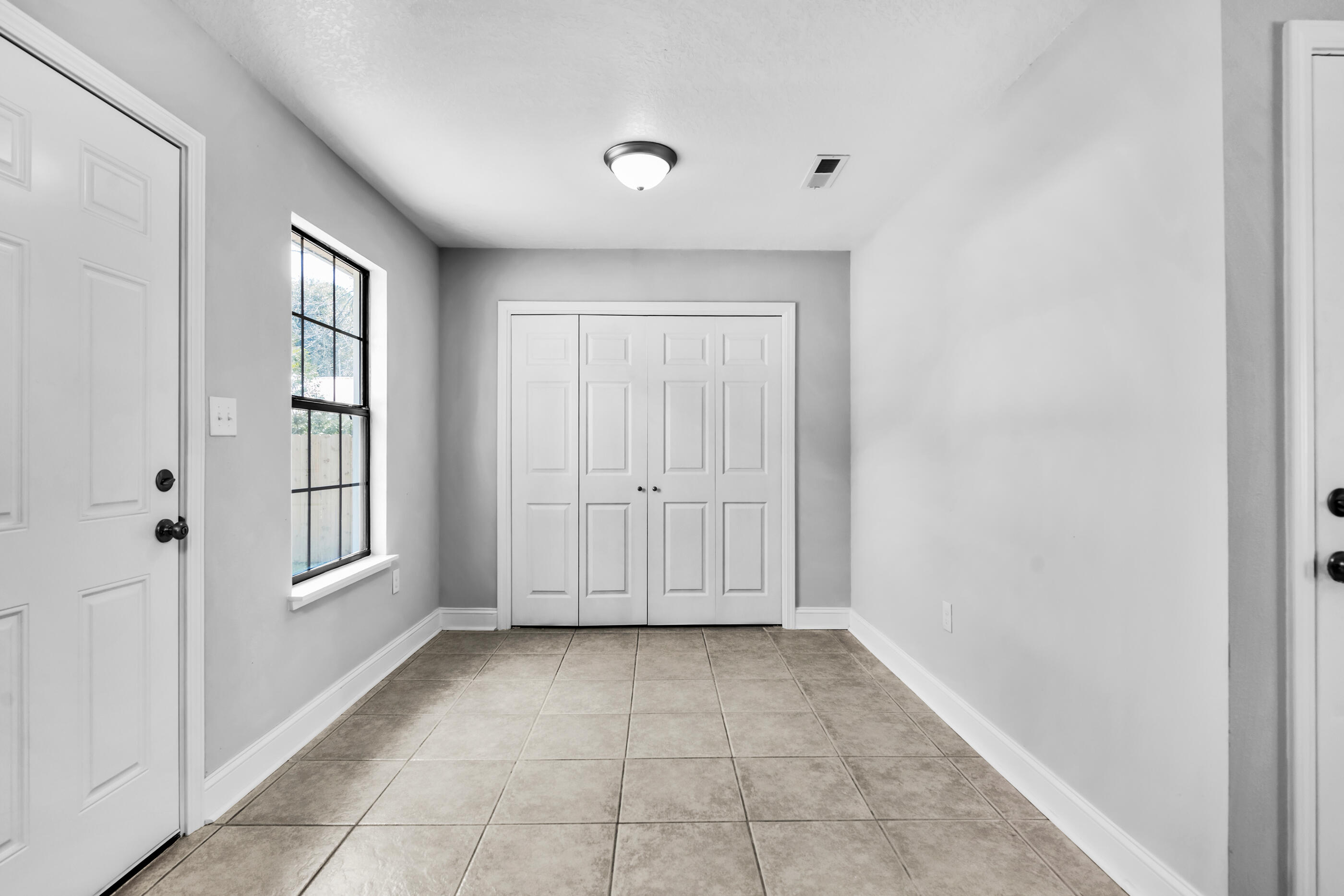 NAVARRE S/D 2ND ADDN - Residential