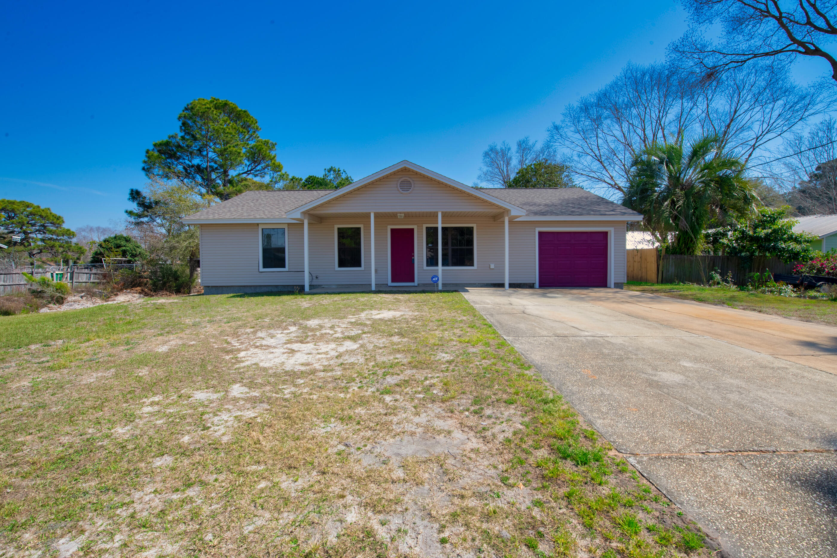 NAVARRE S/D 2ND ADDN - Residential