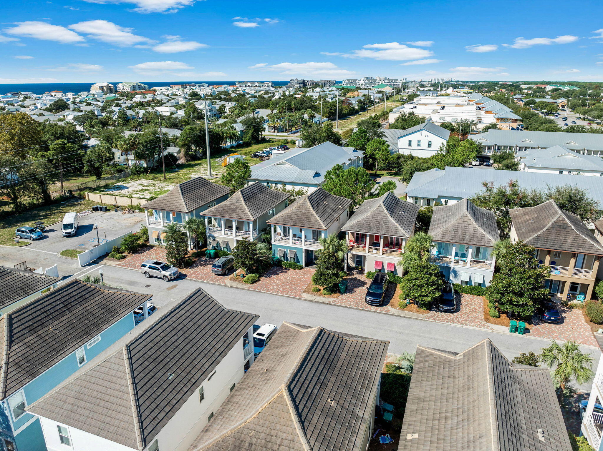 VILLAGES OF CRYSTAL BEACH - Residential