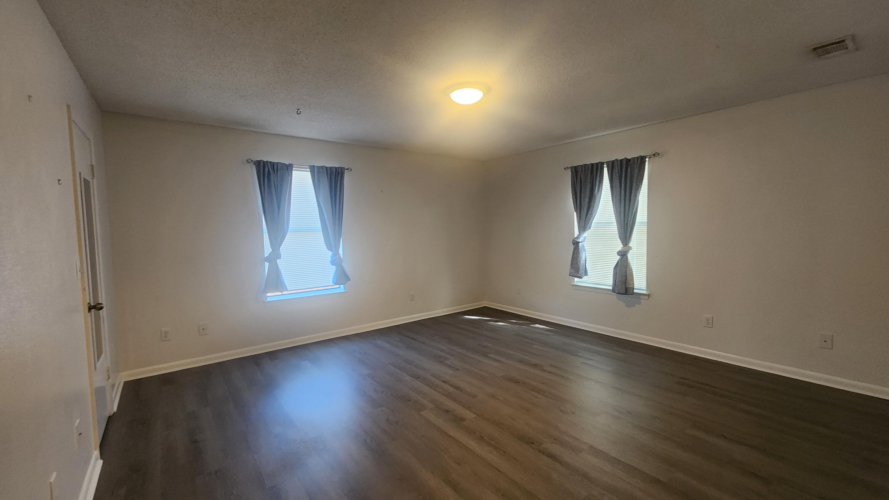 METES & BOUNDS - Residential Lease