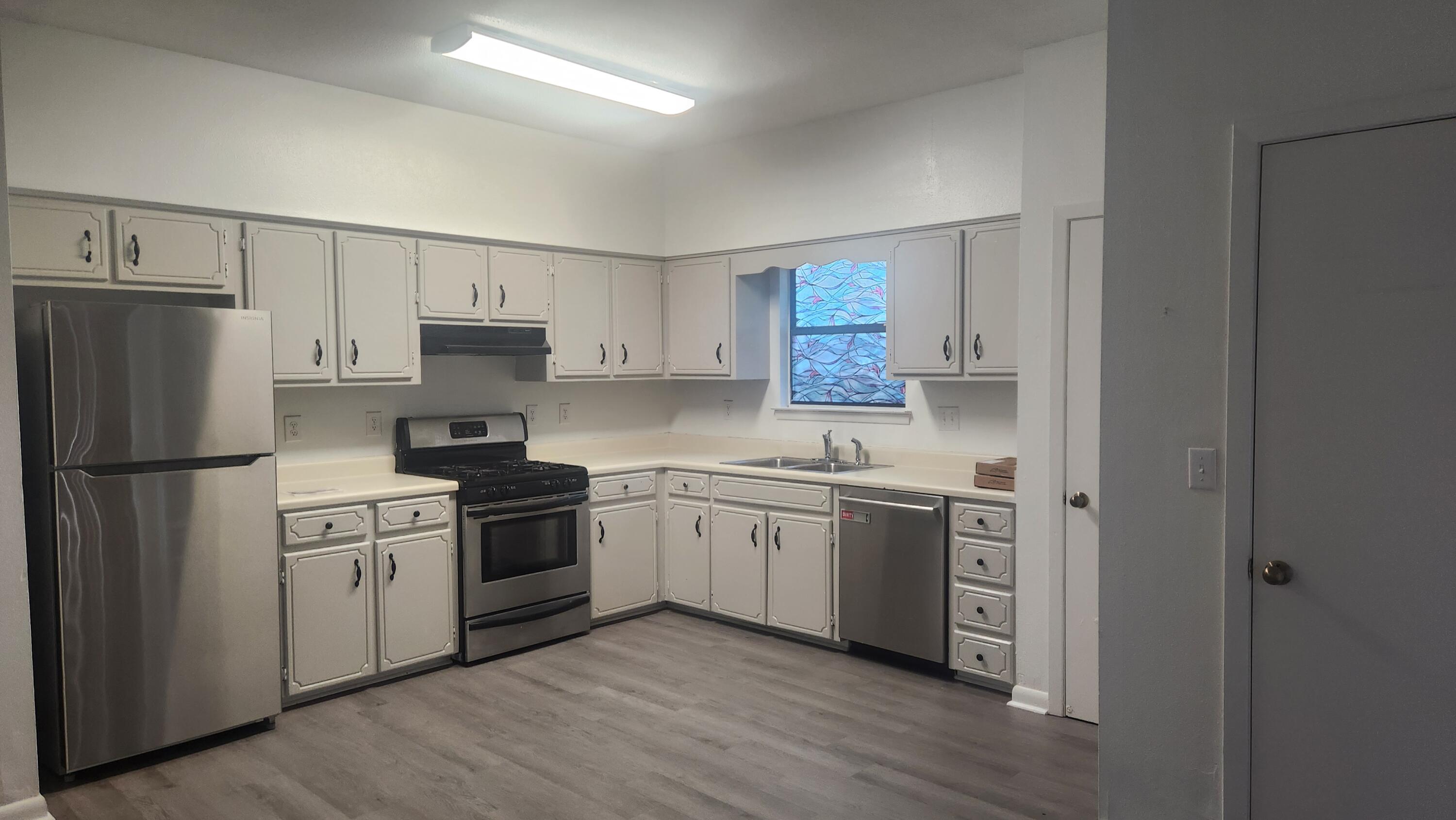 METES & BOUNDS - Residential Lease