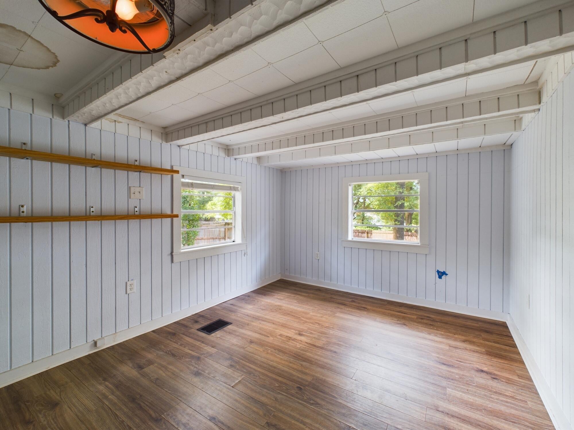 HELMS & ALLEN - Residential