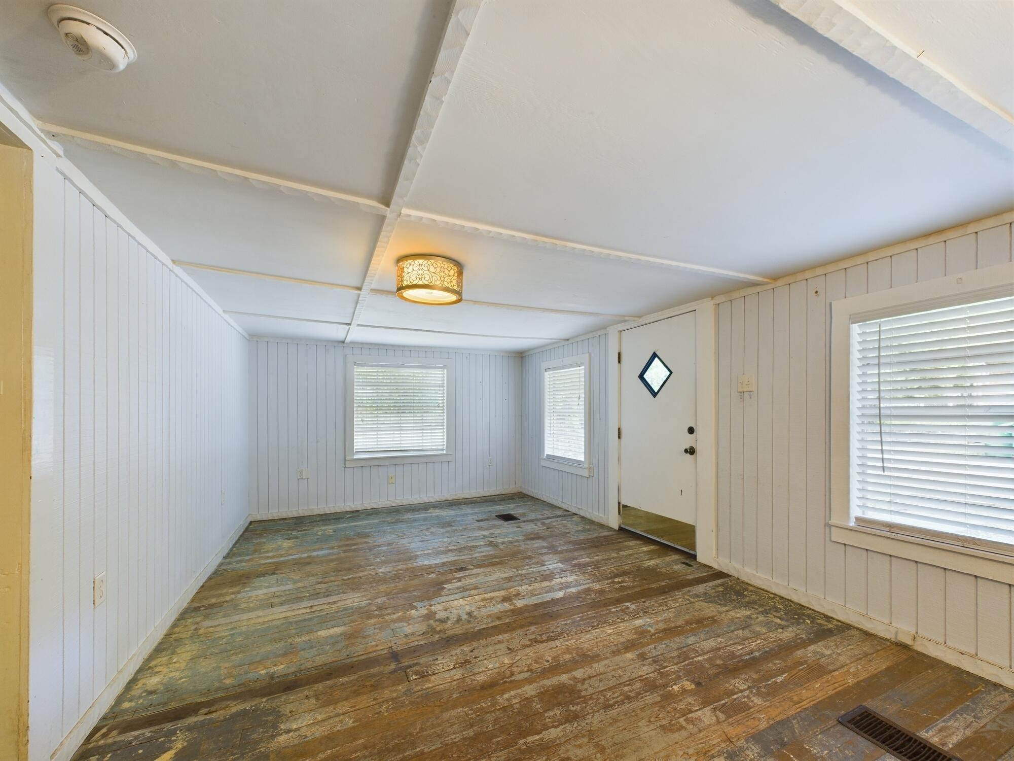 HELMS & ALLEN - Residential