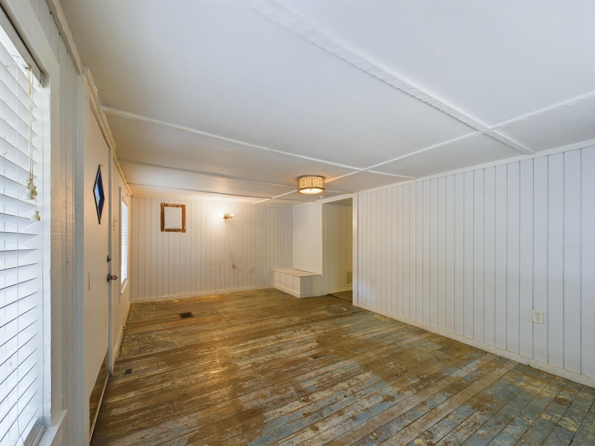 HELMS & ALLEN - Residential