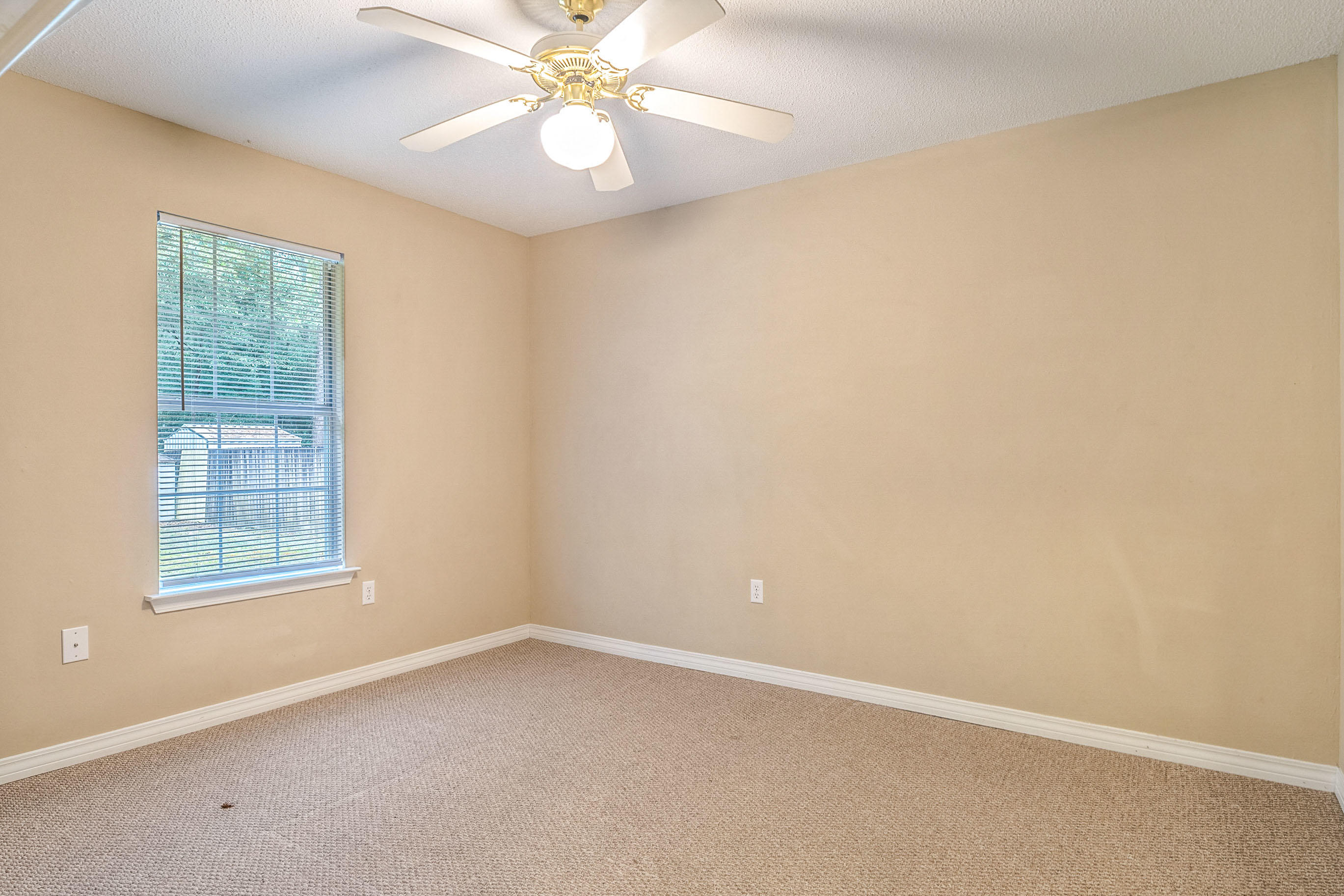 KINGS CROSSING PH II - Residential