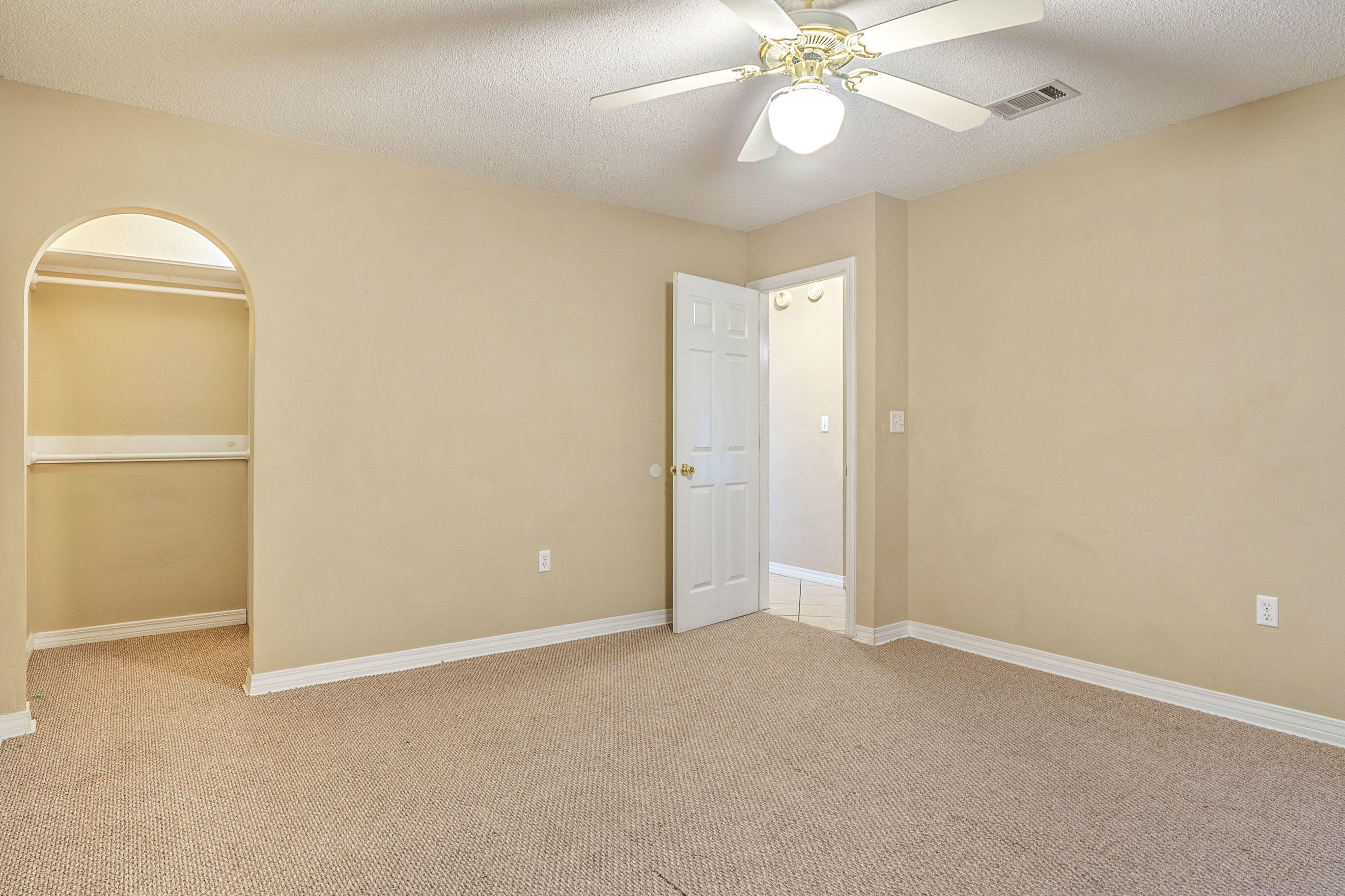 KINGS CROSSING PH II - Residential