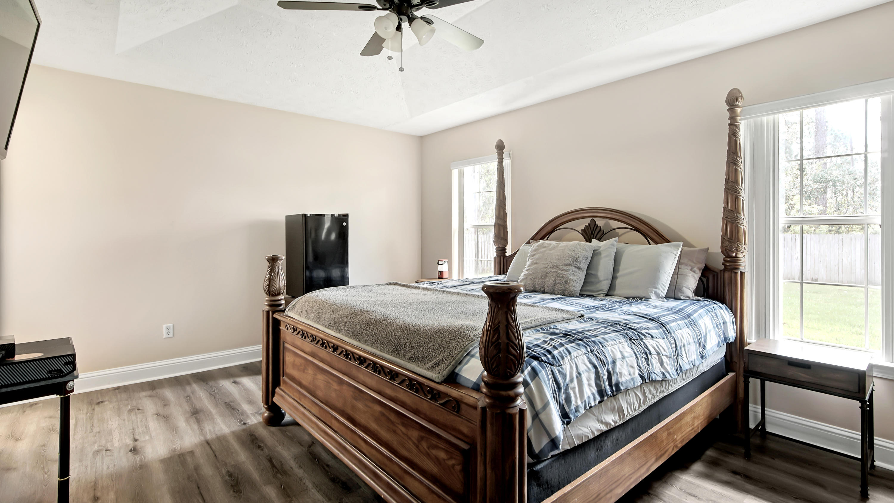 COLONY CLUB HARBOUR PH 3 - Residential