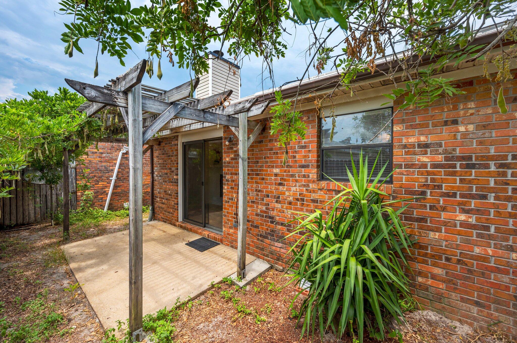 INDIAN OAKS - Residential