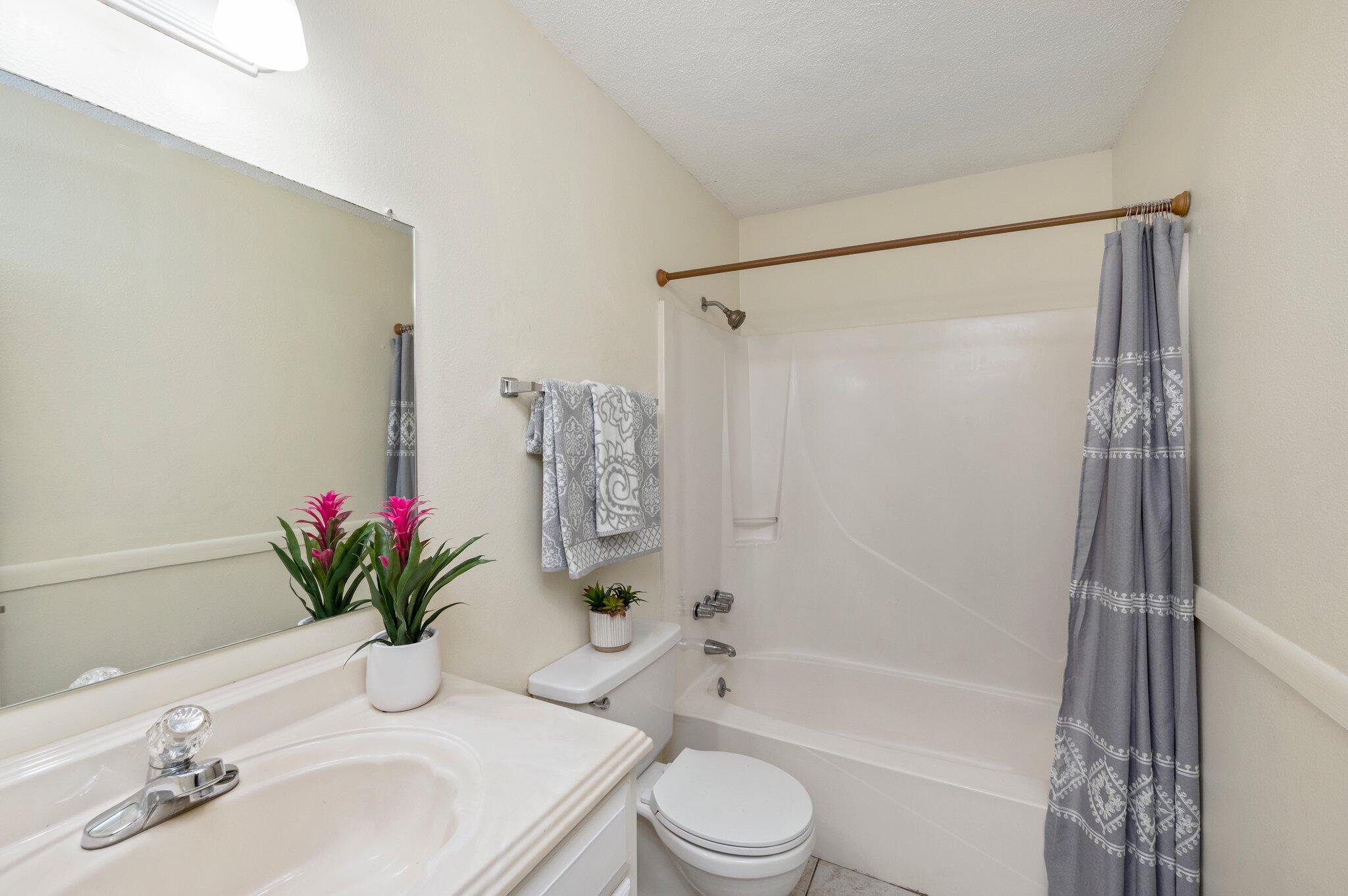 INDIAN OAKS - Residential