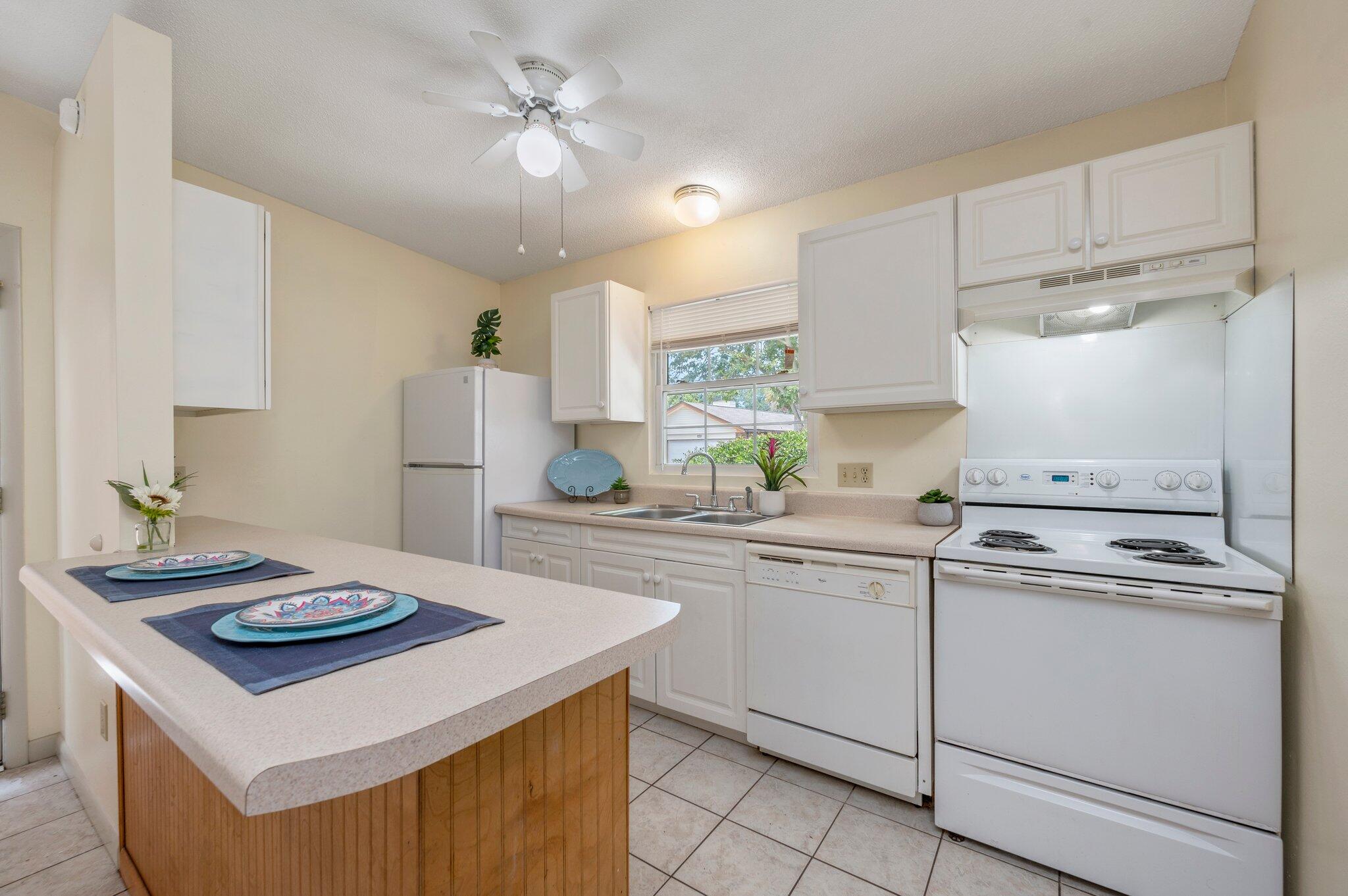 INDIAN OAKS - Residential