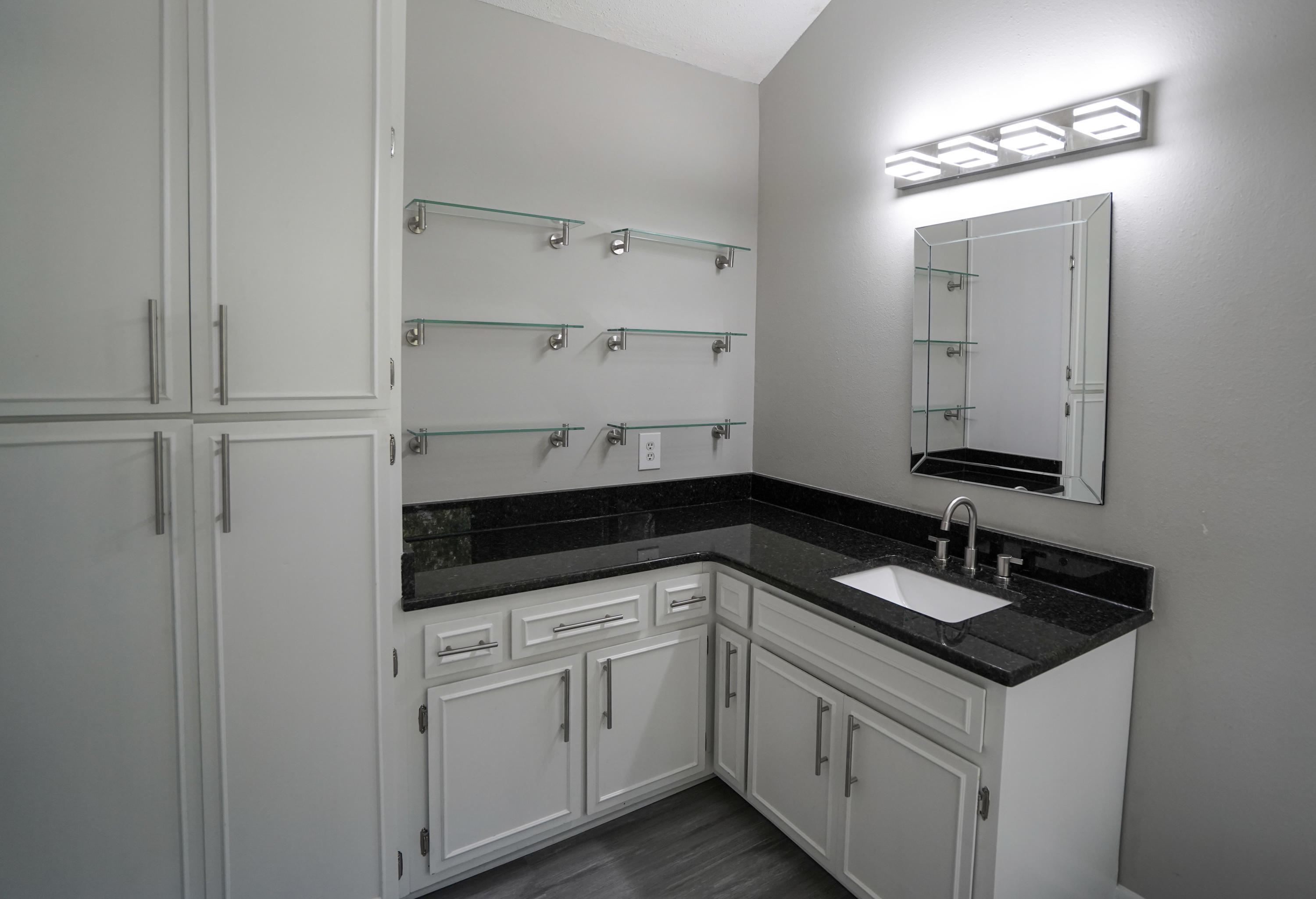 SEA HILLS 3RD - Residential