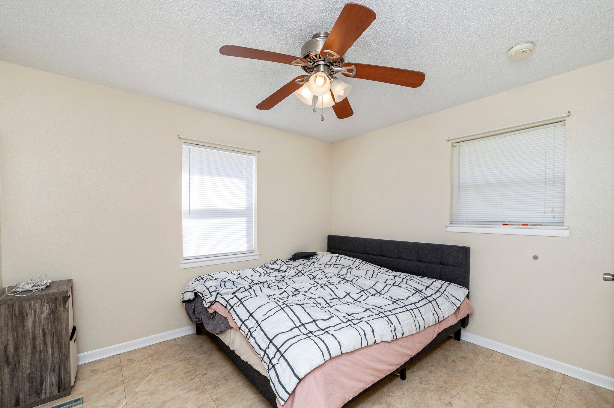 CASSIDY'S UNREC S/D - Residential Lease