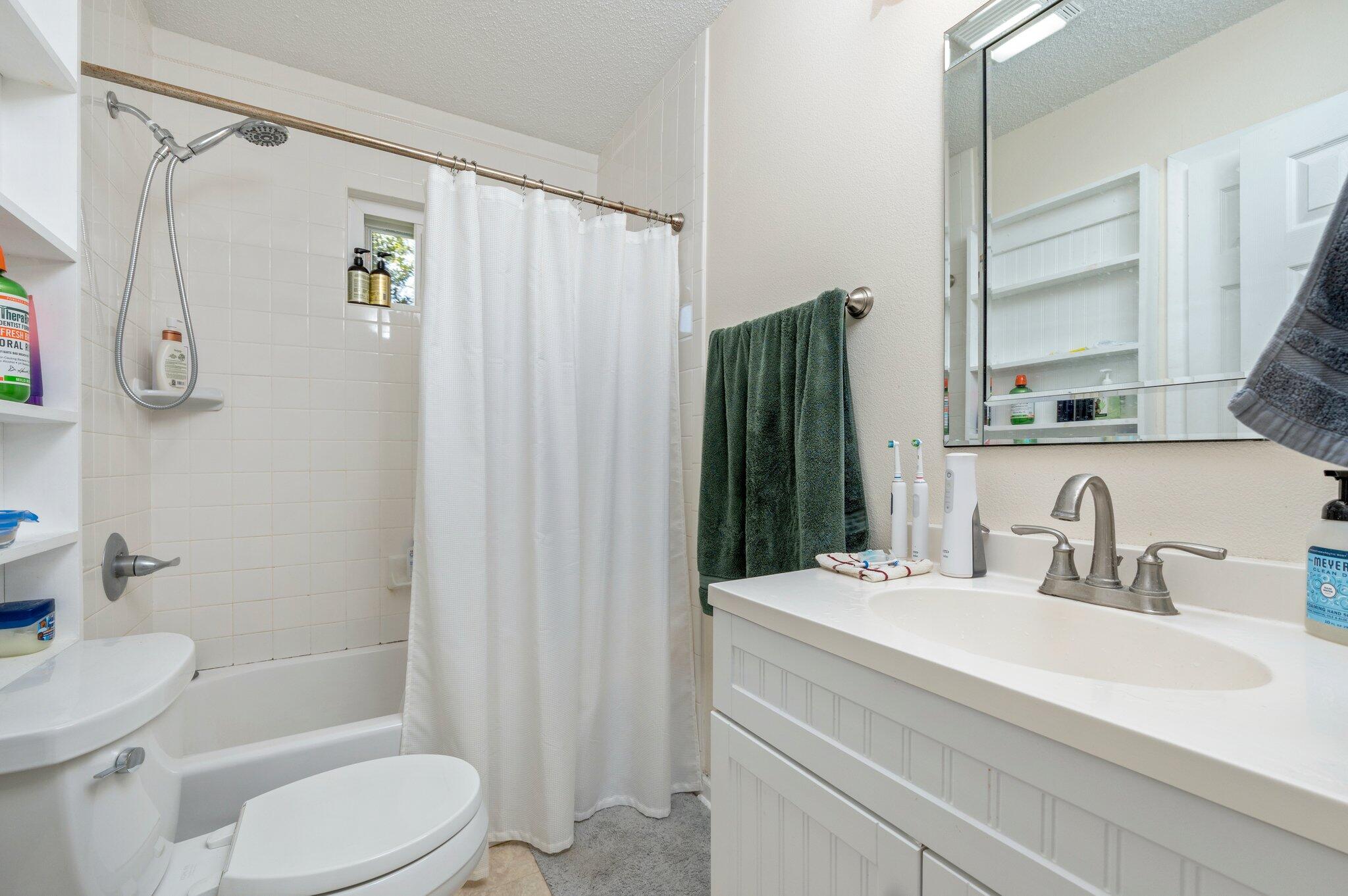 CASSIDY'S UNREC S/D - Residential Lease
