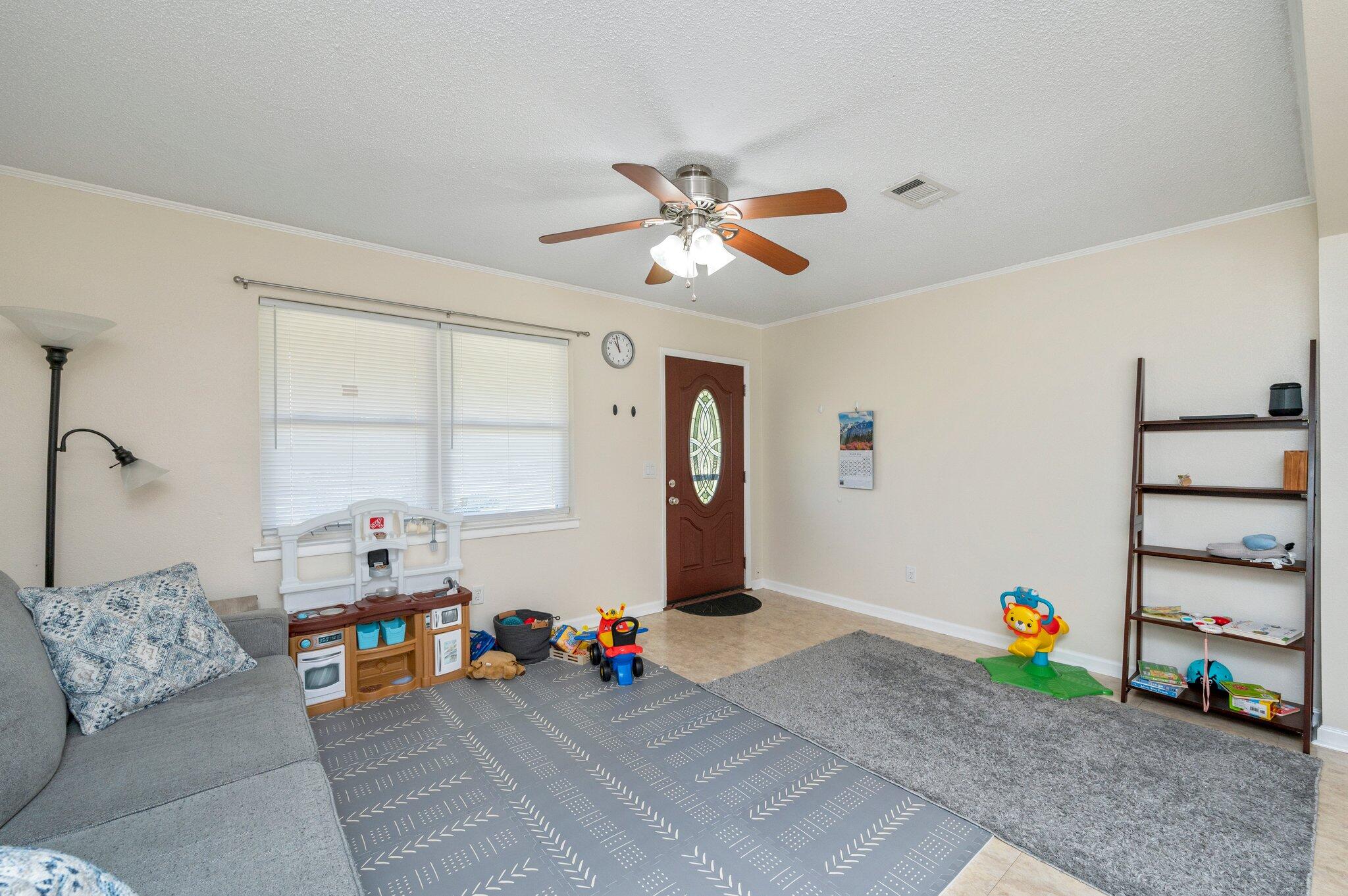 CASSIDY'S UNREC S/D - Residential Lease