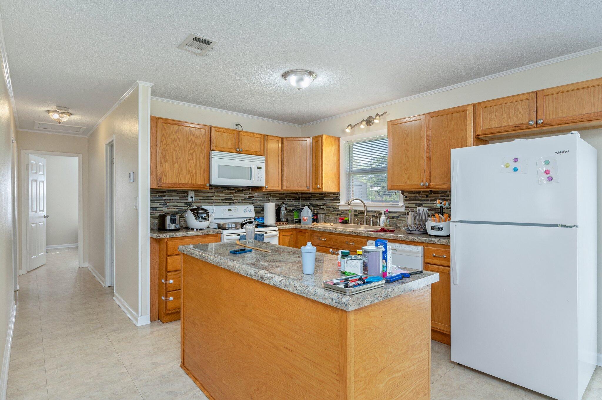 CASSIDY'S UNREC S/D - Residential Lease