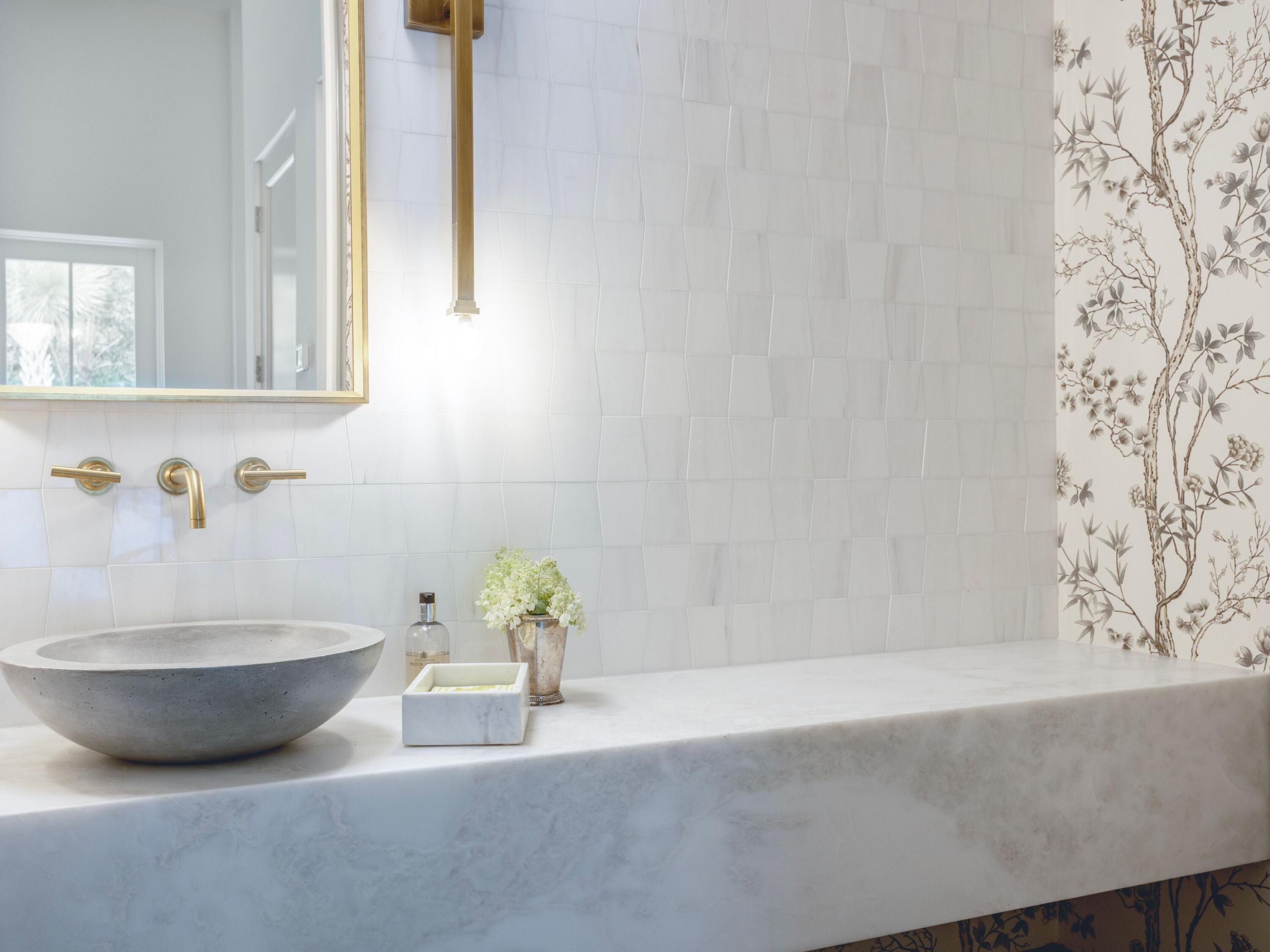 CHURCHILL OAKS - Residential