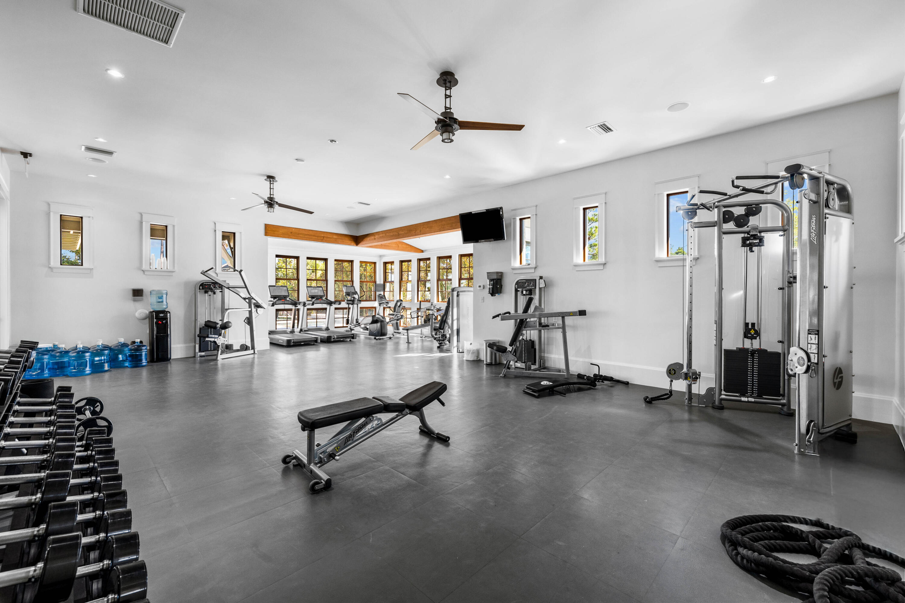 CHURCHILL OAKS - Residential