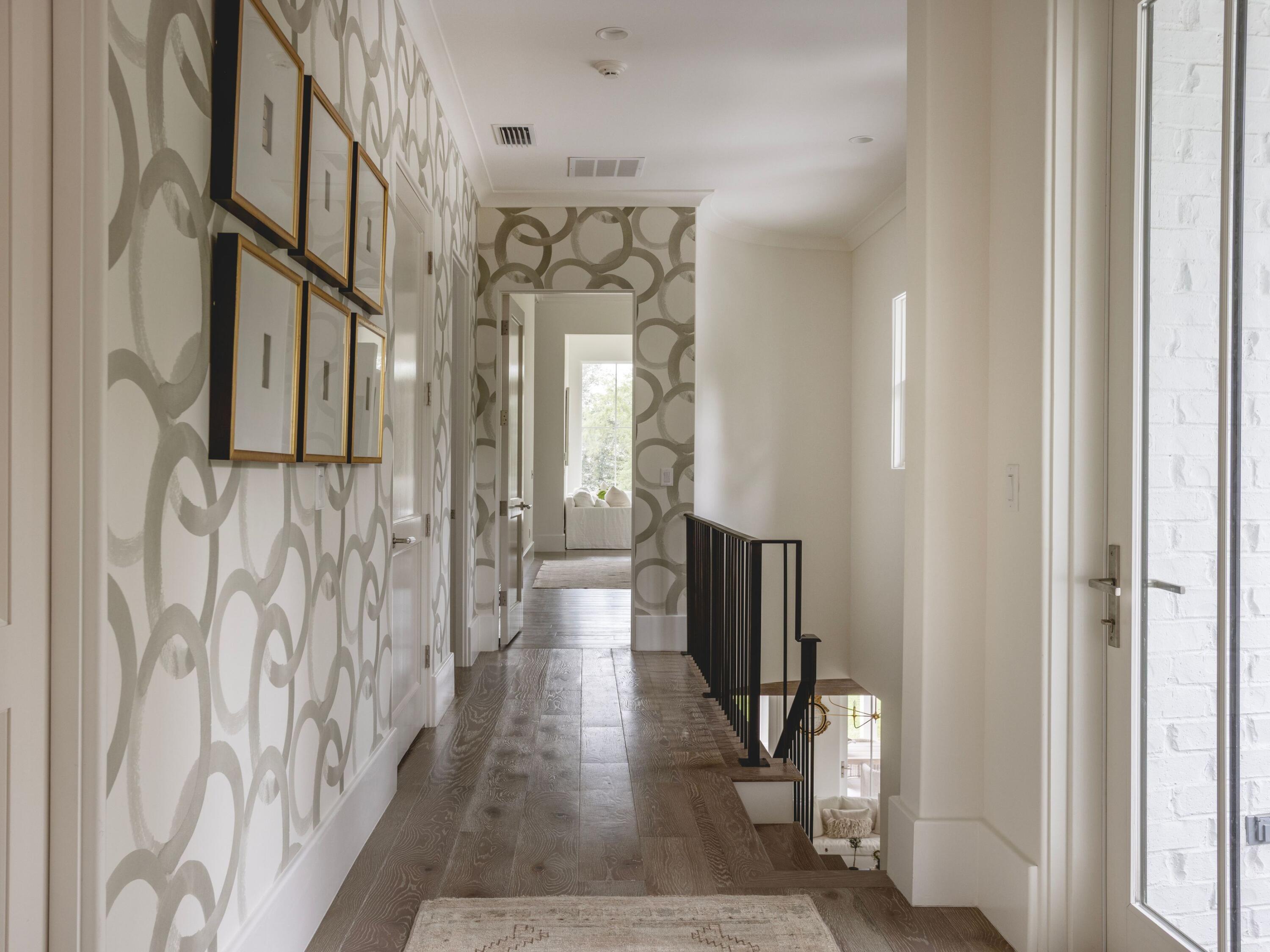 CHURCHILL OAKS - Residential