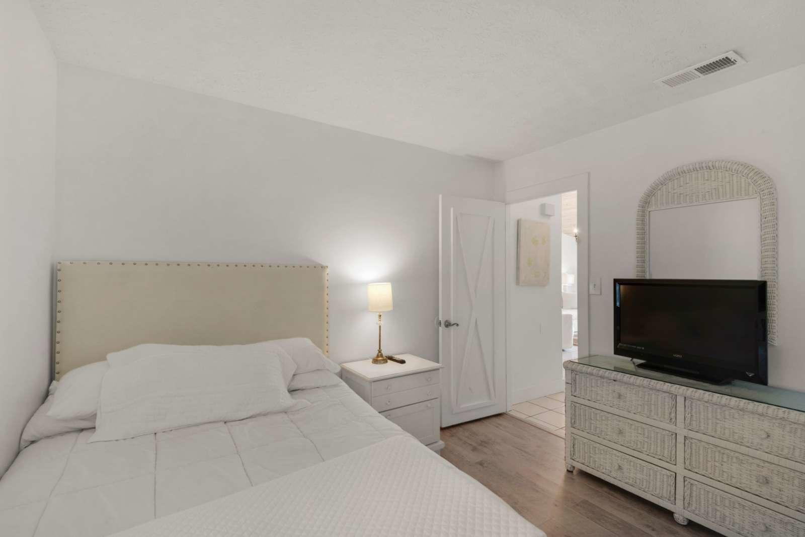 BEACHSIDE CONDO AT SEAGROVE - Residential