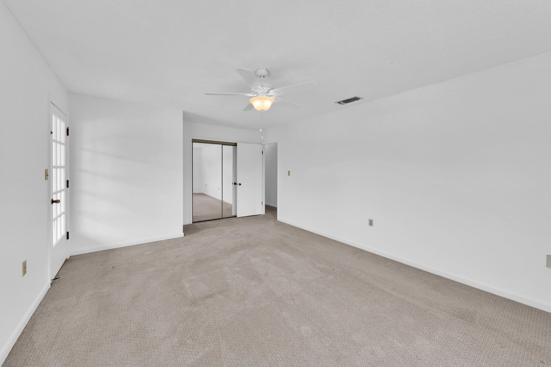 LAKE LORRAINE ESTATES - Residential