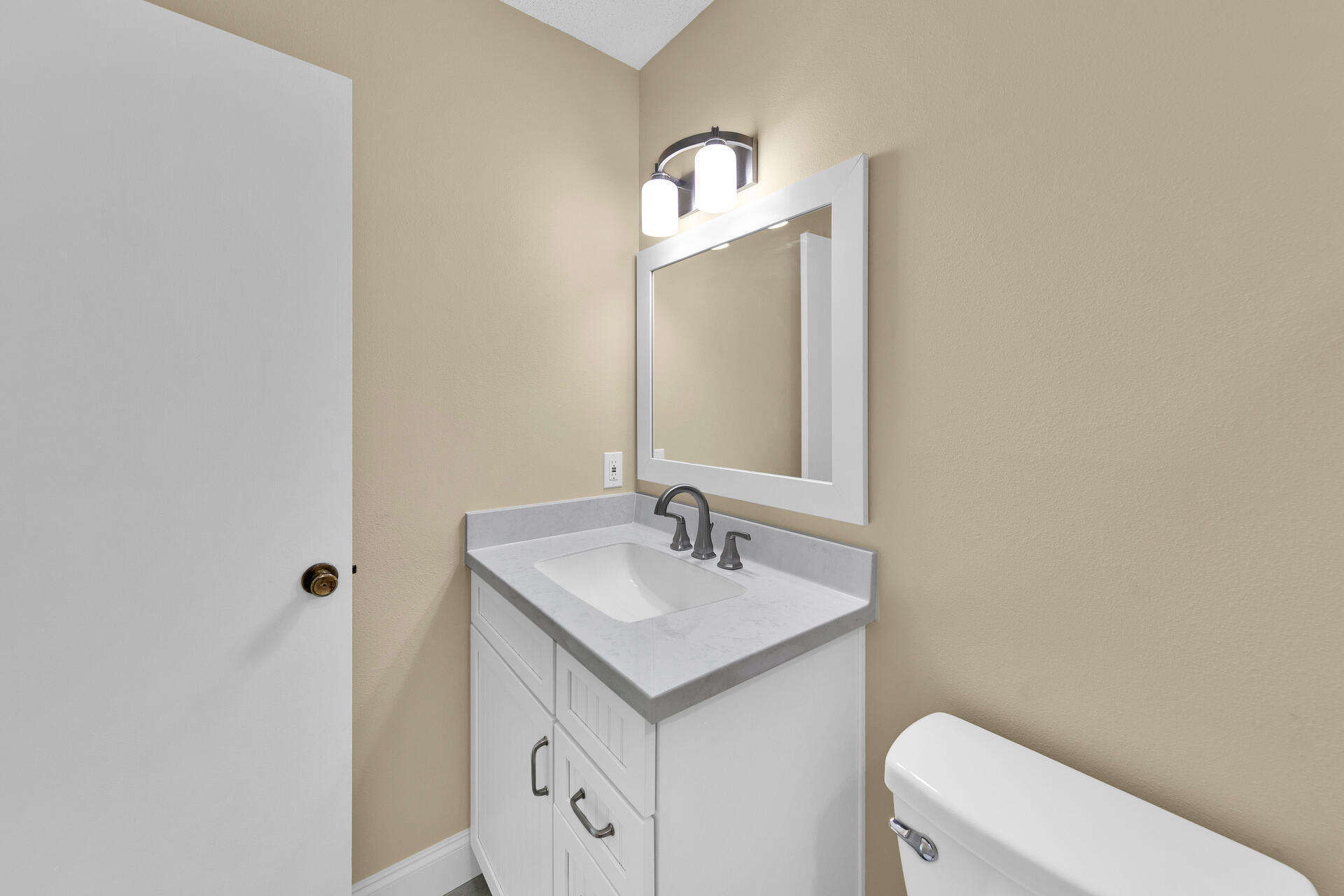 LAKE LORRAINE ESTATES - Residential