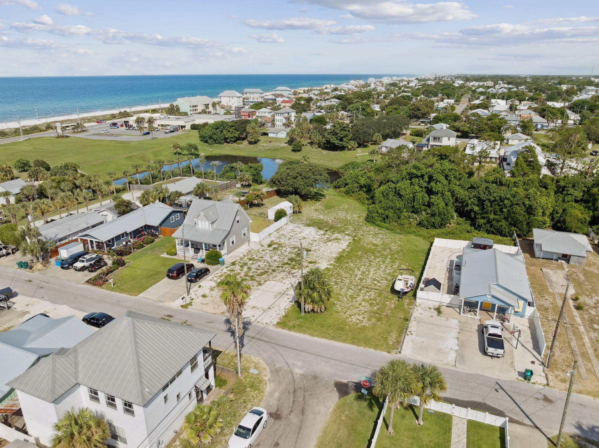 127 E Lakeshore Drive