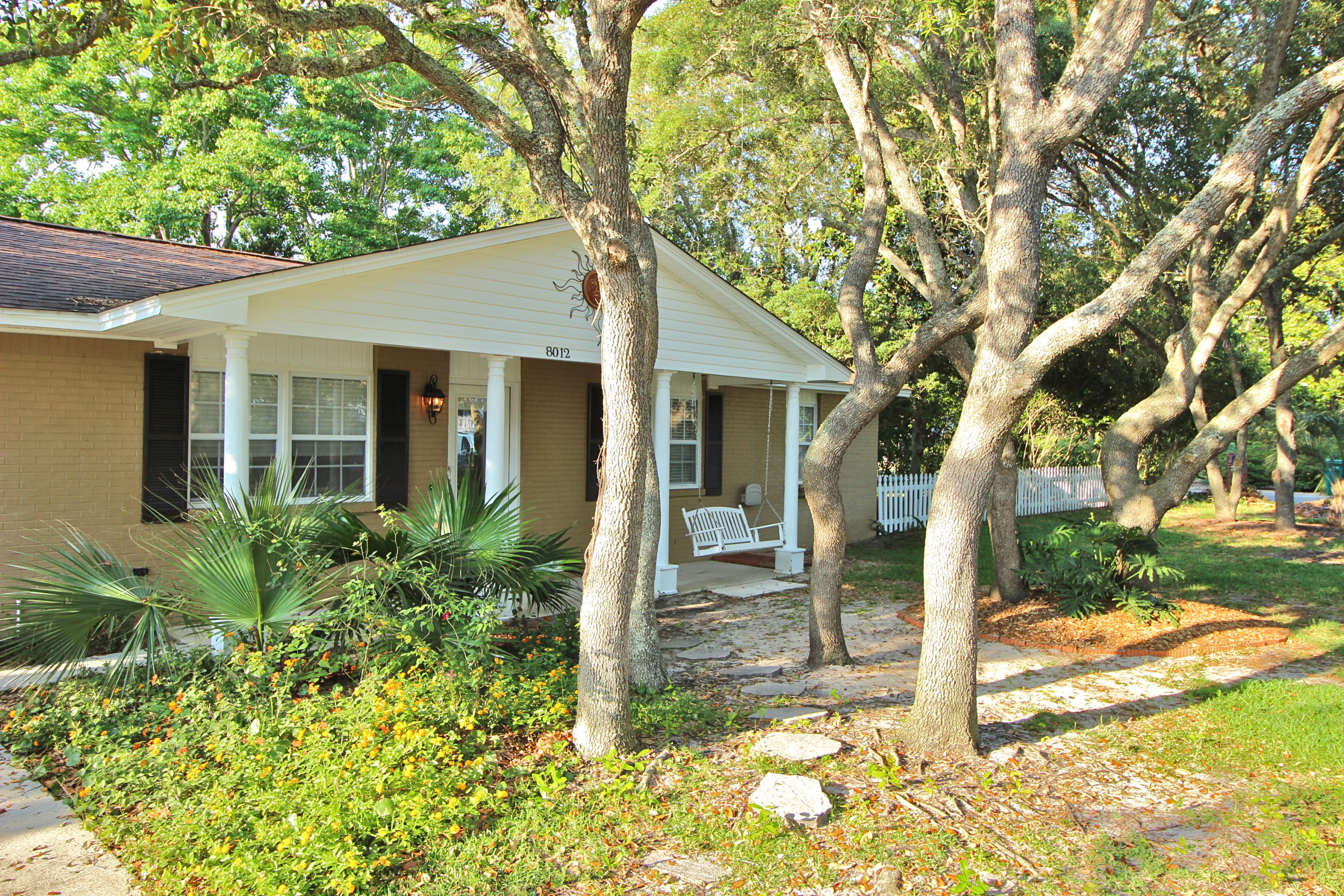 ALPINE BEACH - Residential