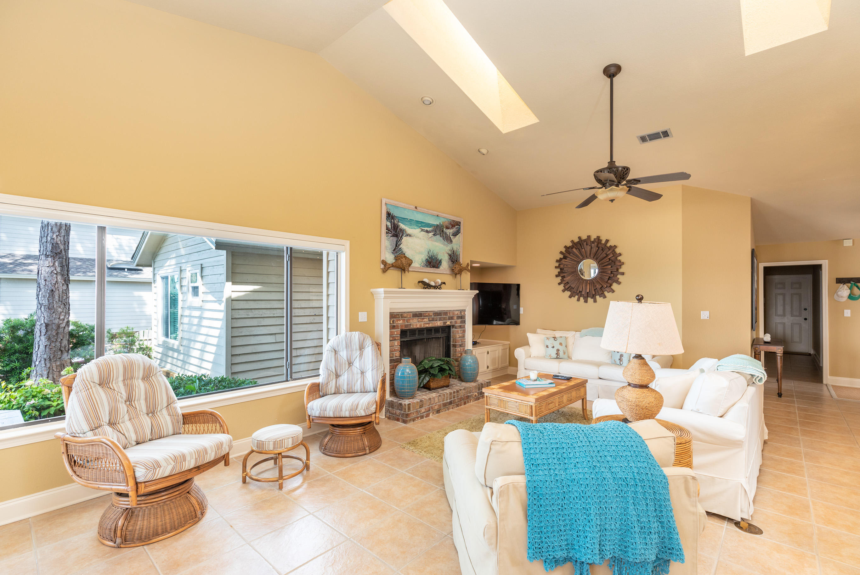 COVE AT SEVENTEEN - Residential