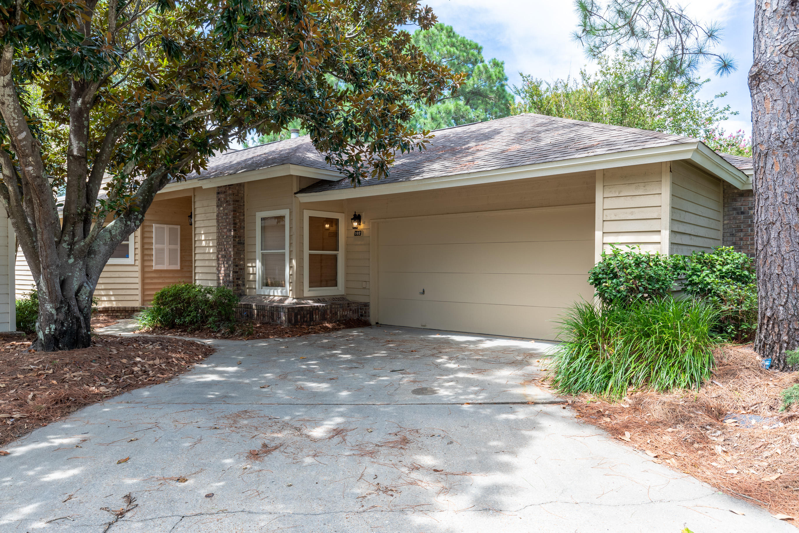 COVE AT SEVENTEEN - Residential