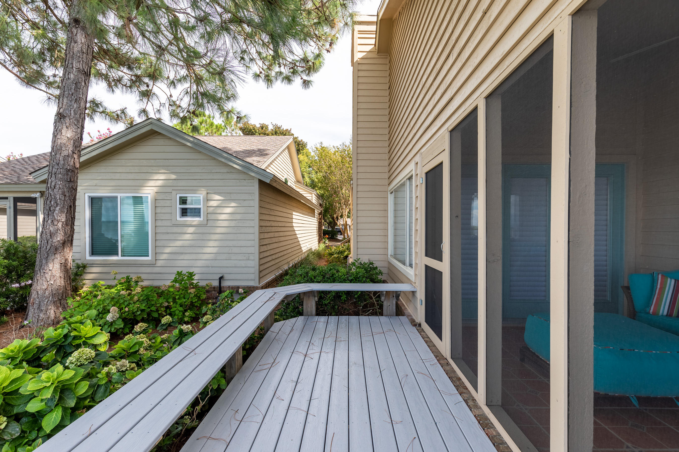 COVE AT SEVENTEEN - Residential