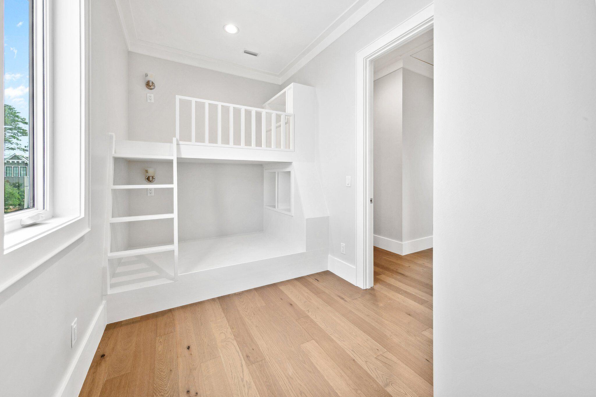 GULFVIEW HEIGHTS - Residential