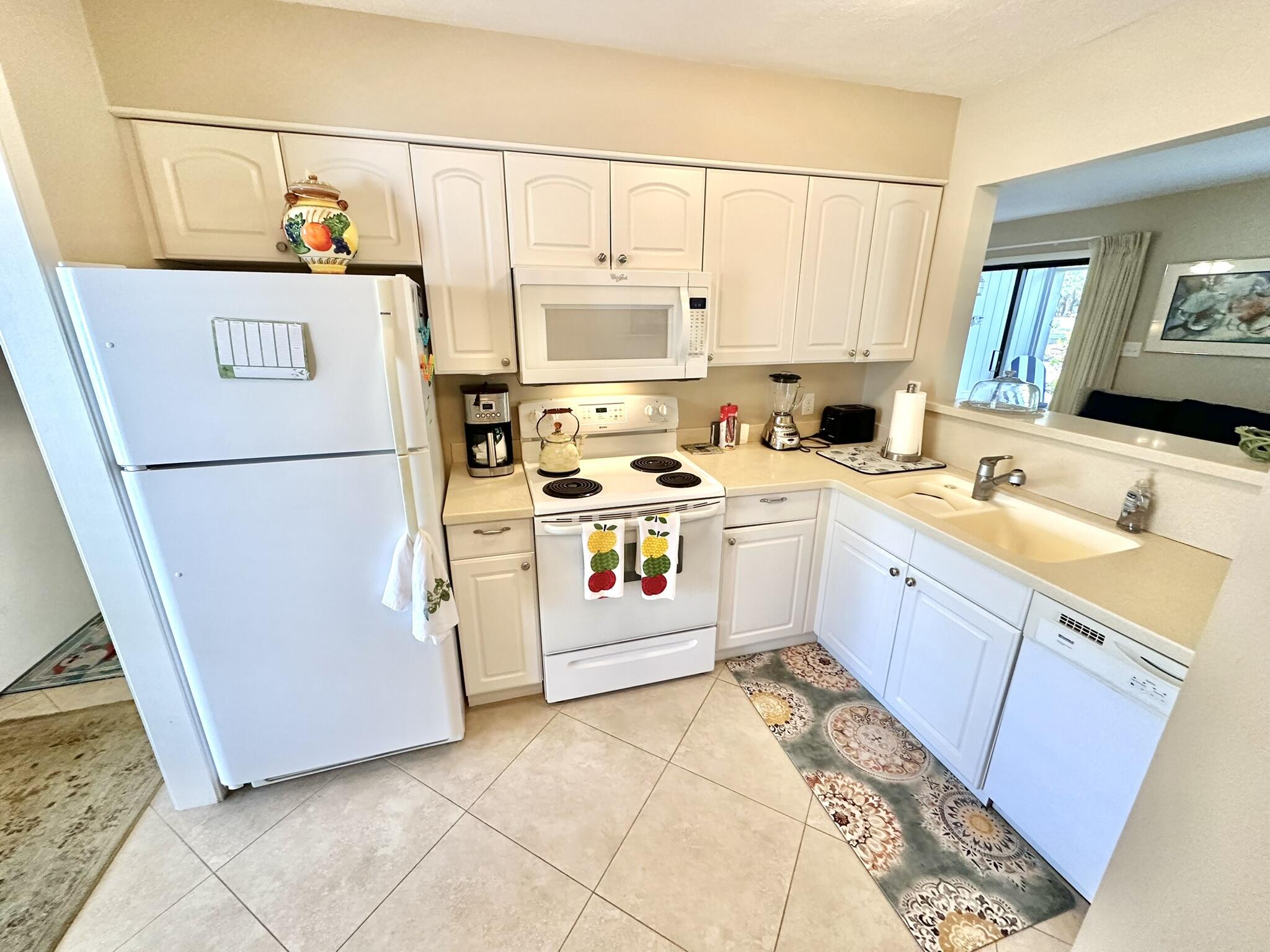 AUGUSTA VILLAGE CONDO - Residential