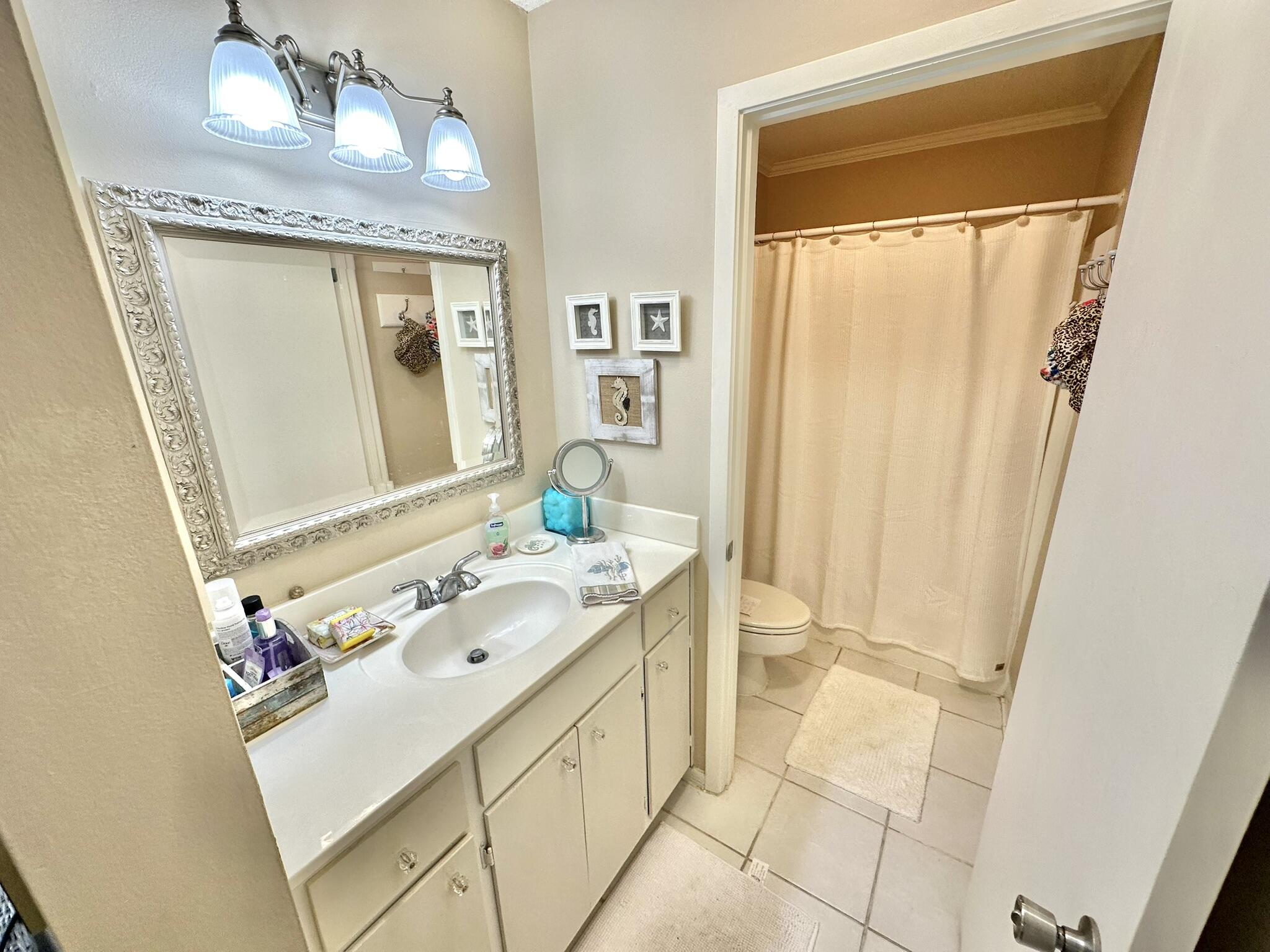 AUGUSTA VILLAGE CONDO - Residential