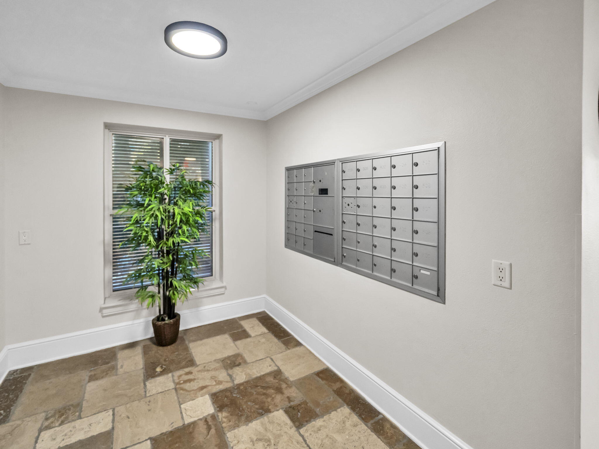 BELLA RIVA - Residential