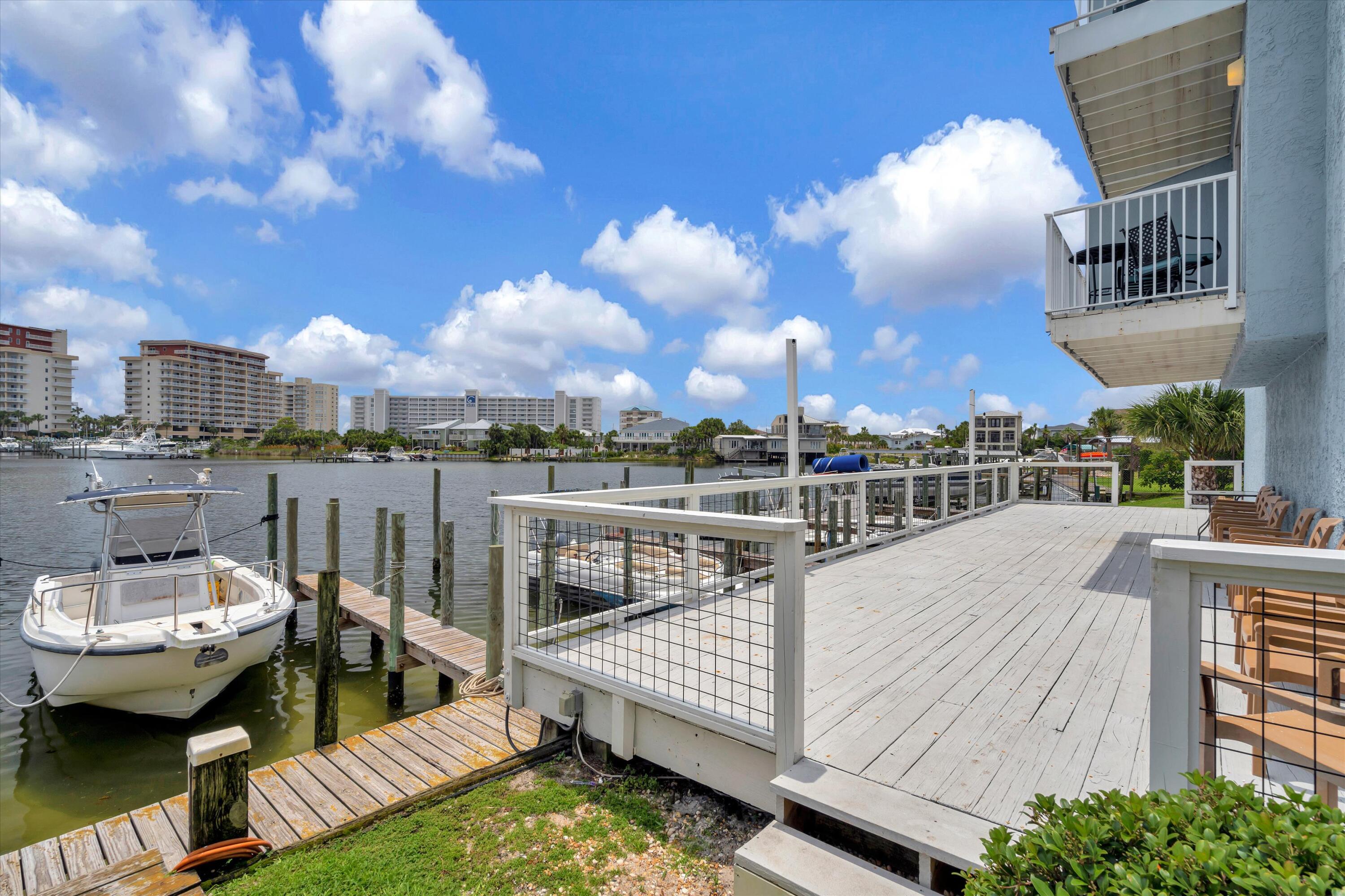 LAGUNA POINT CONDO - Residential