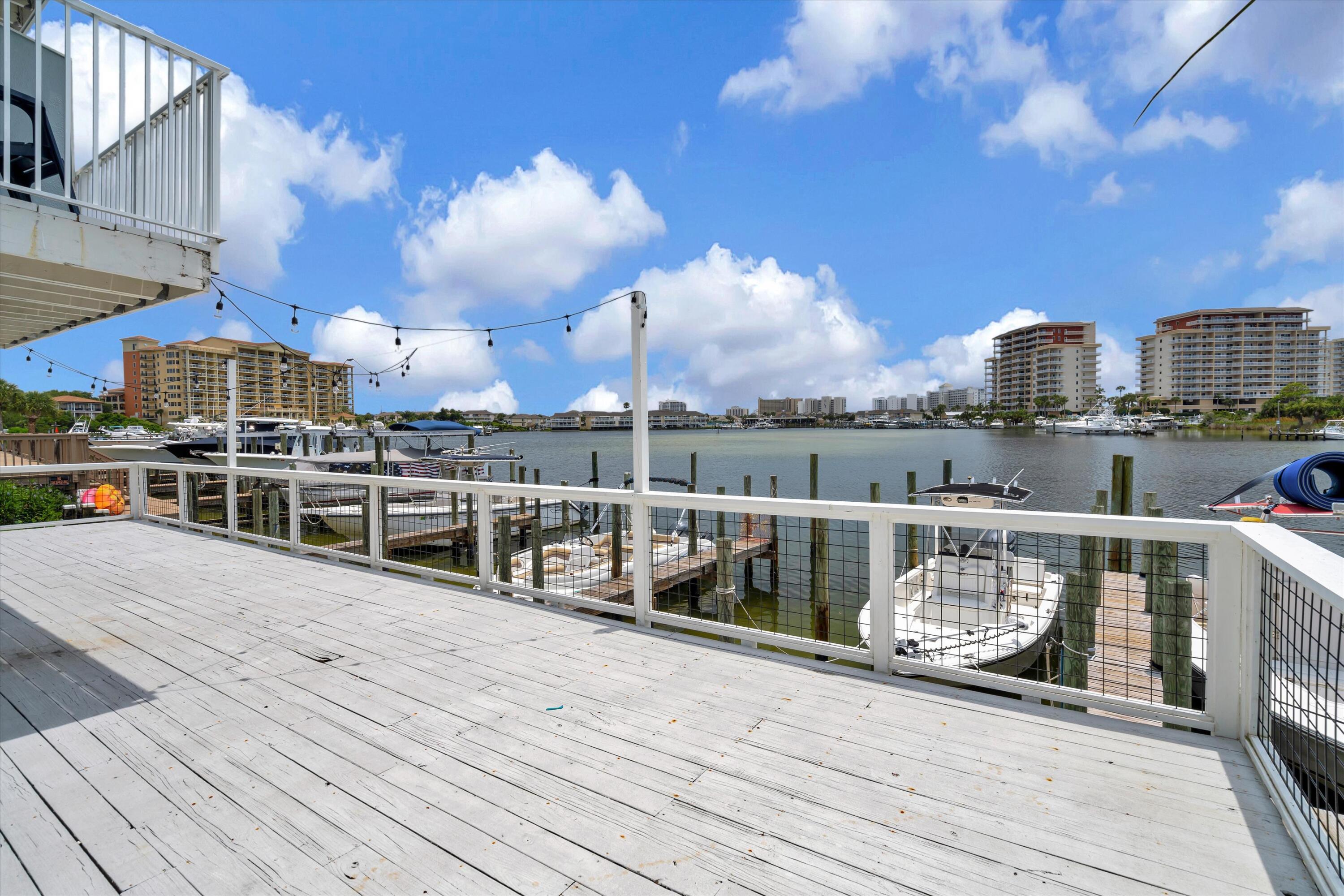 LAGUNA POINT CONDO - Residential
