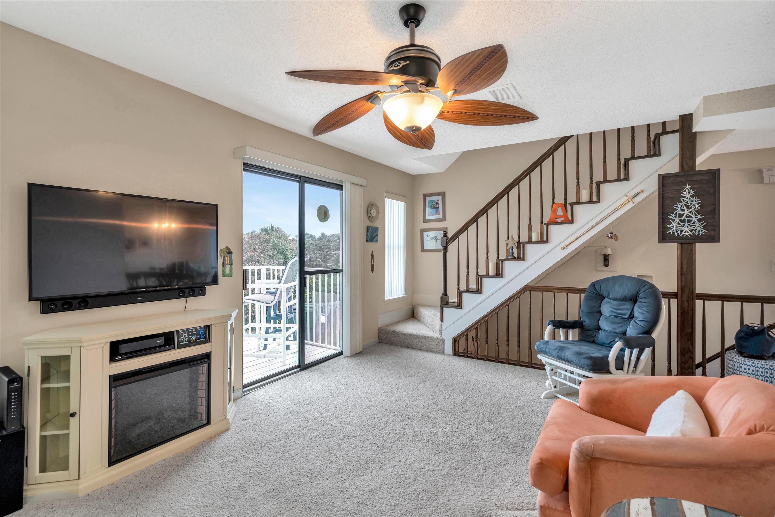 LAGUNA POINT CONDO - Residential