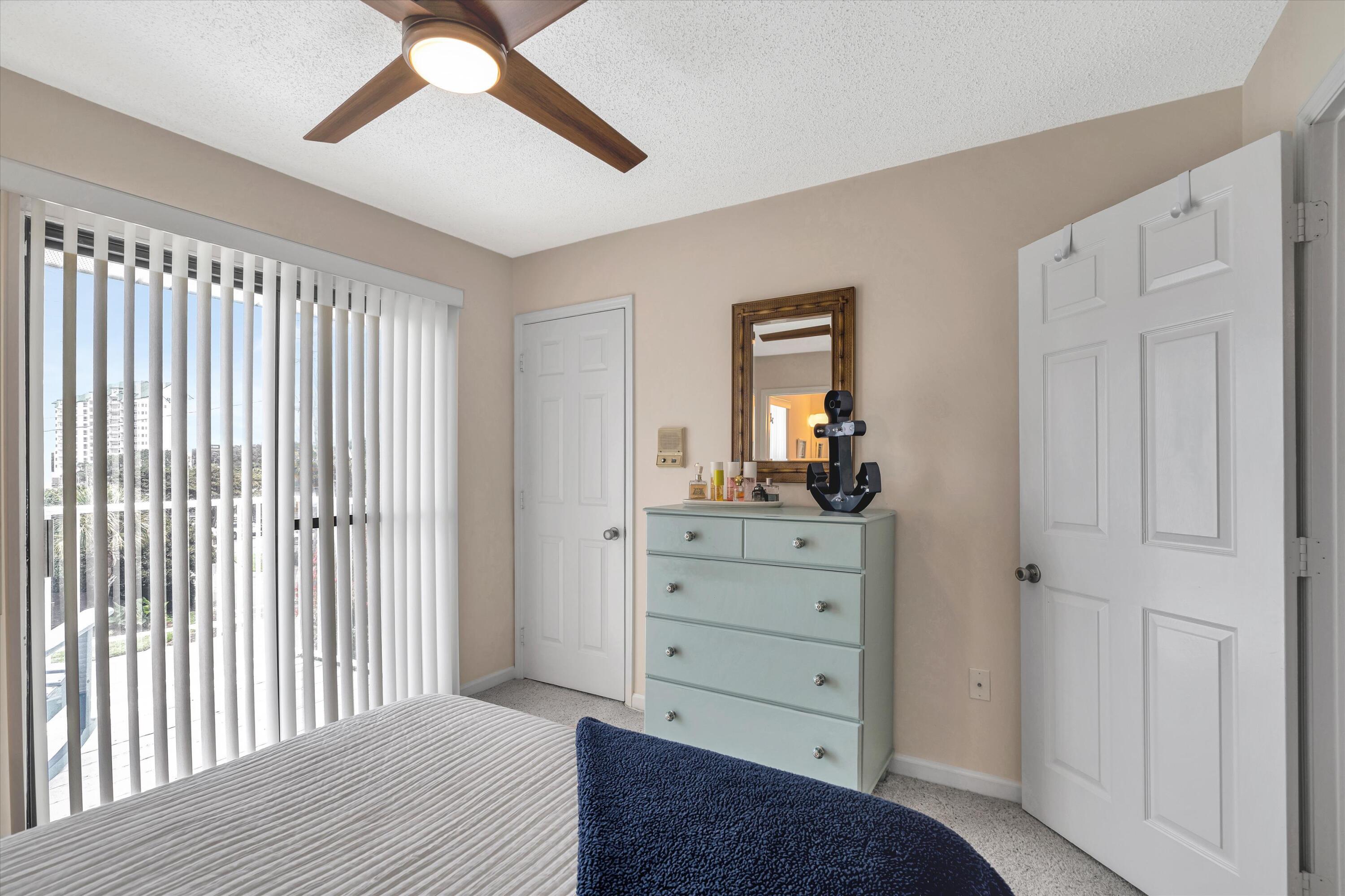LAGUNA POINT CONDO - Residential