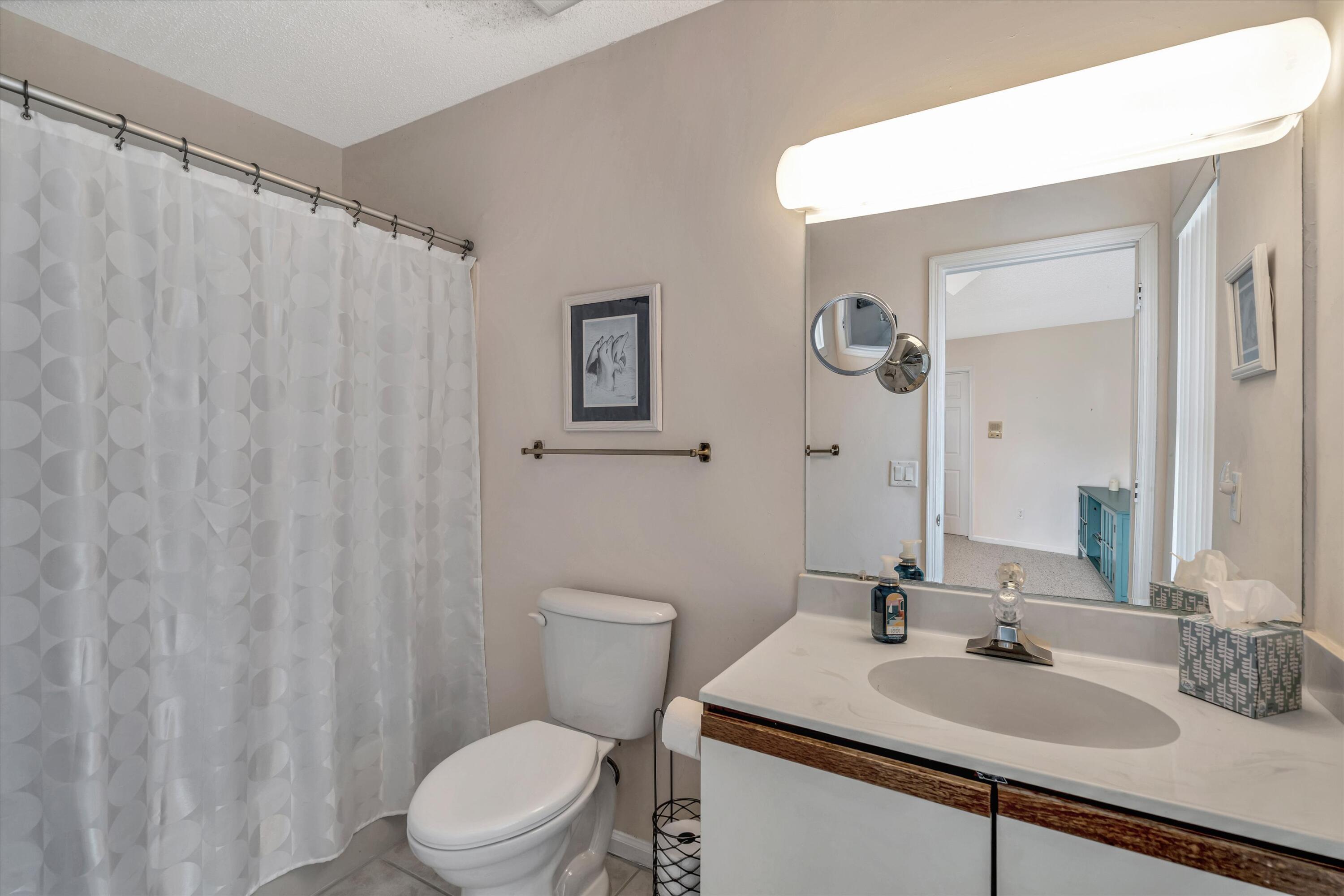 LAGUNA POINT CONDO - Residential