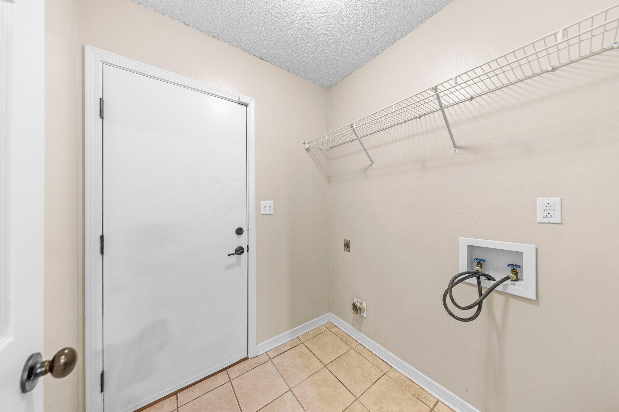 WINDING CREEK ESTATES PH 2 - Residential Lease