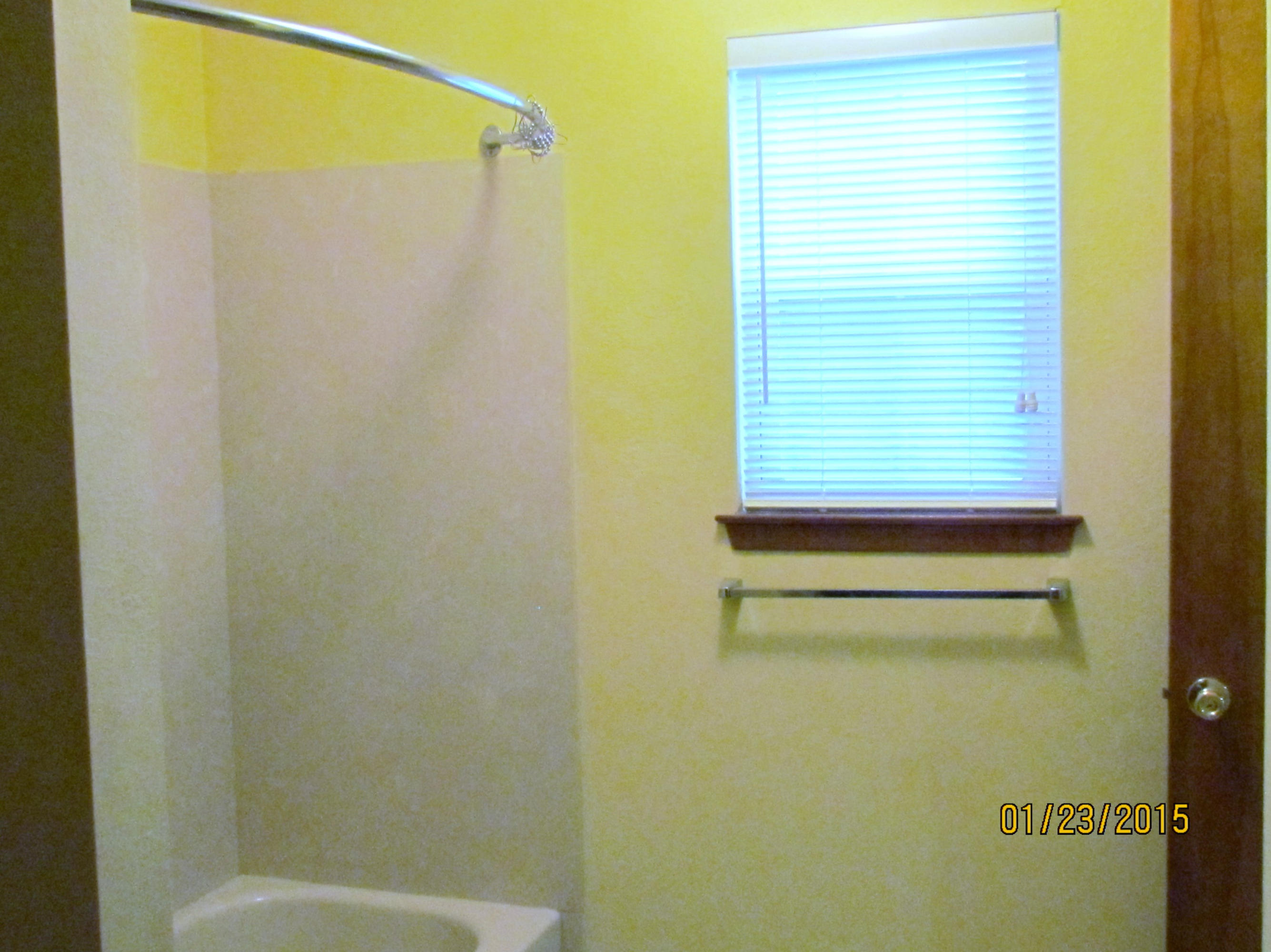 PINEWOOD ESTATES 2 - Residential Lease