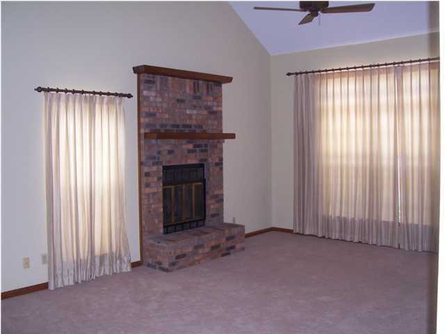 PINEWOOD ESTATES 2 - Residential Lease