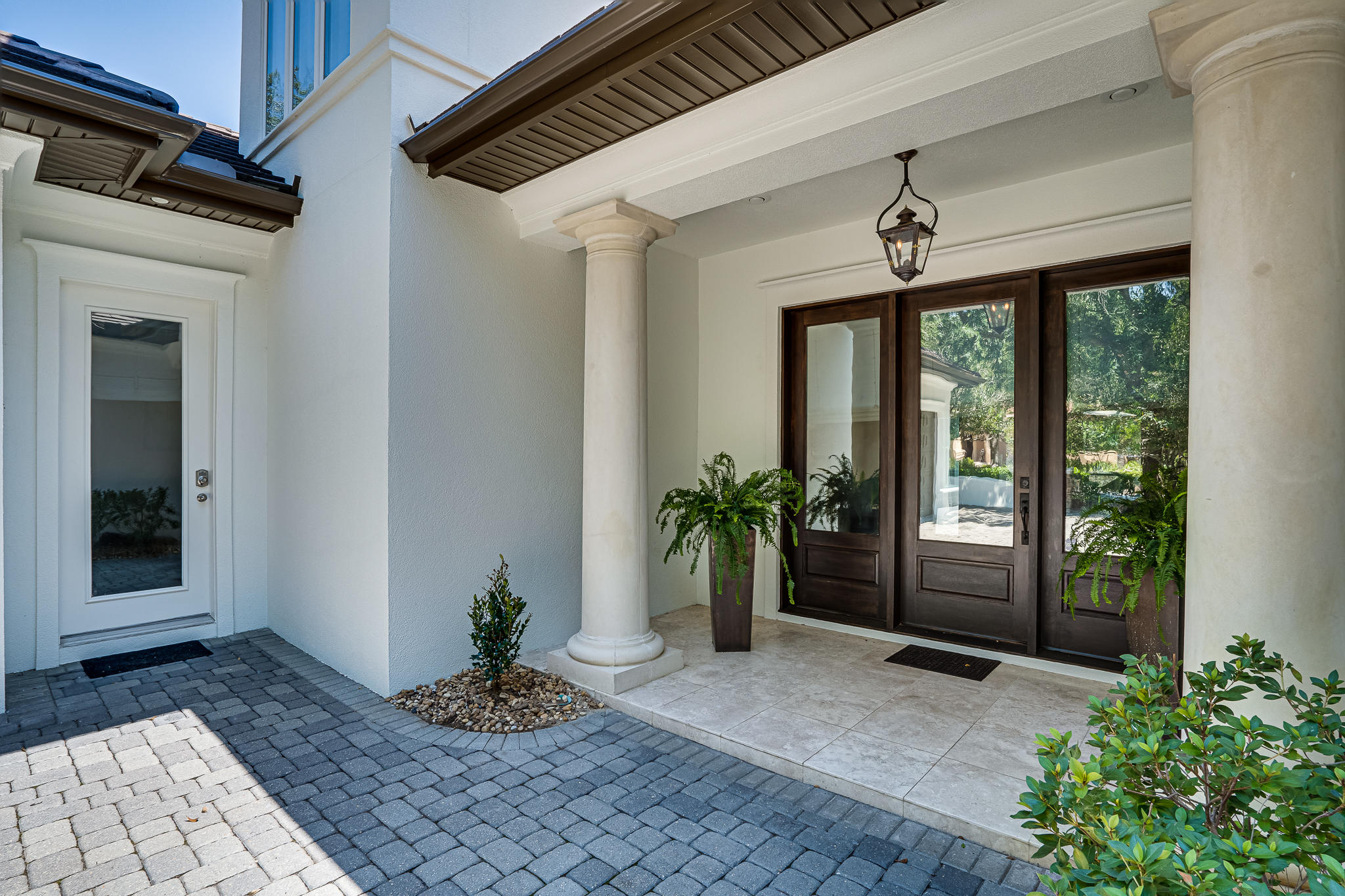 BURNT PINE EAST - Residential