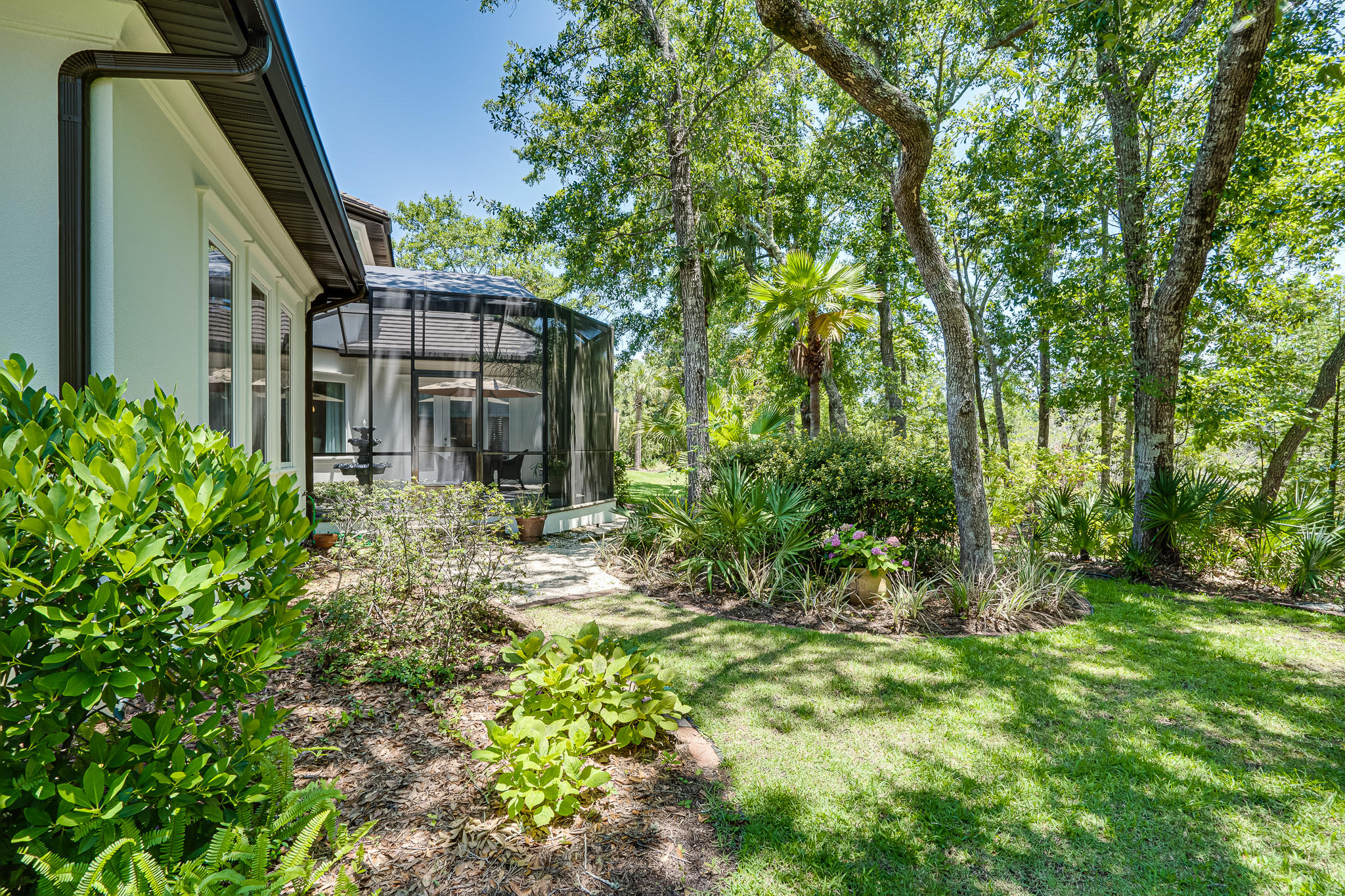 BURNT PINE EAST - Residential