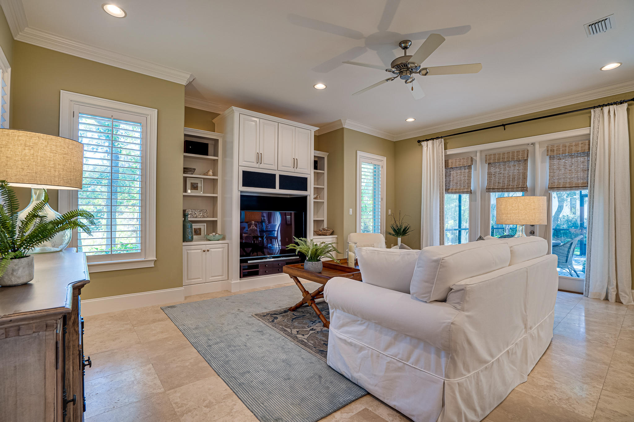 BURNT PINE EAST - Residential