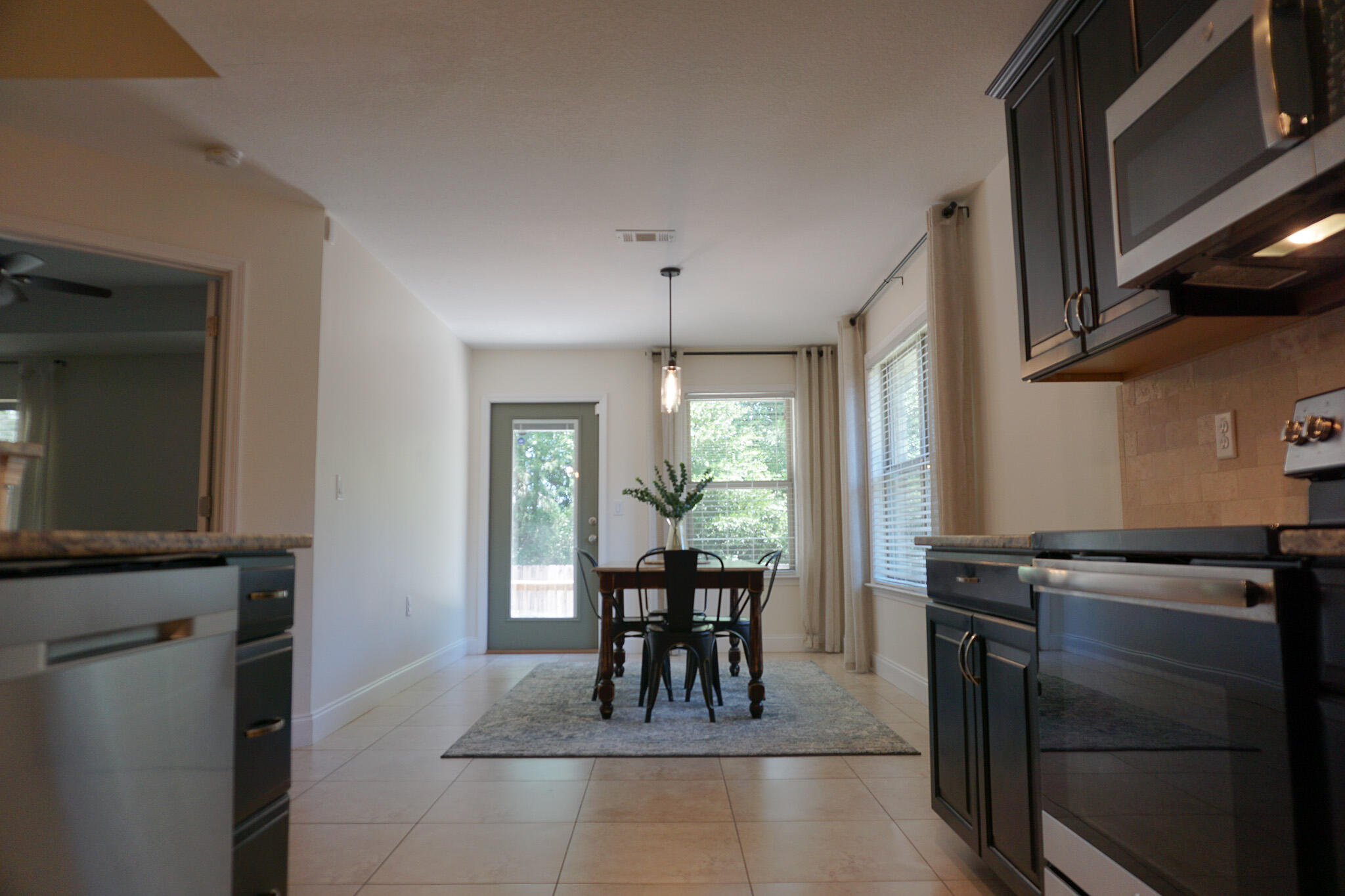 CHIMERA ESTATES - Residential Lease