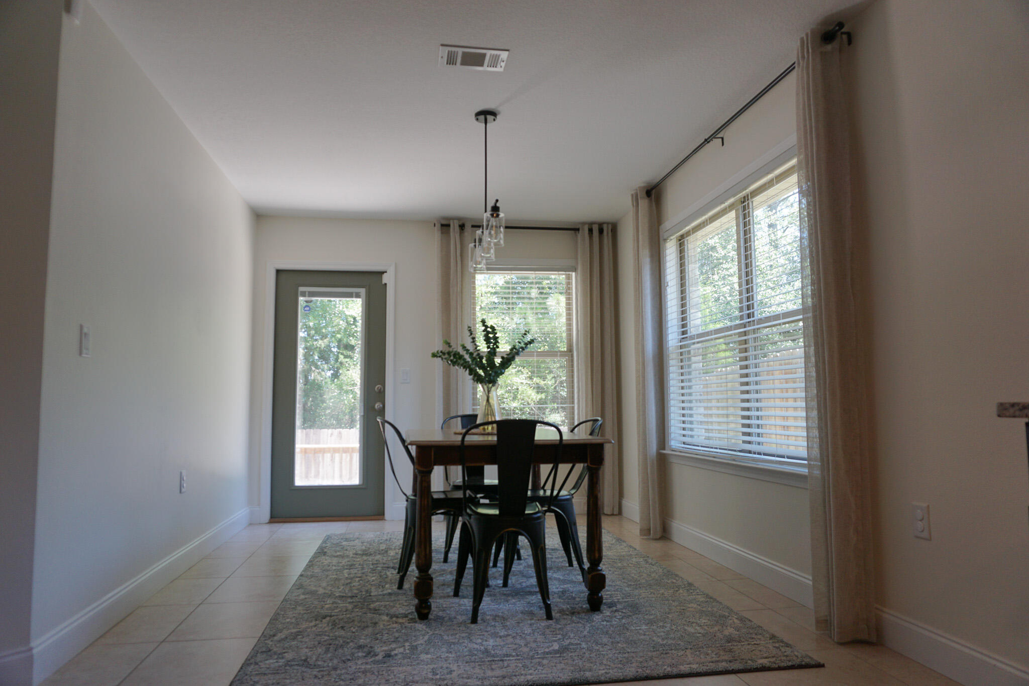 CHIMERA ESTATES - Residential Lease
