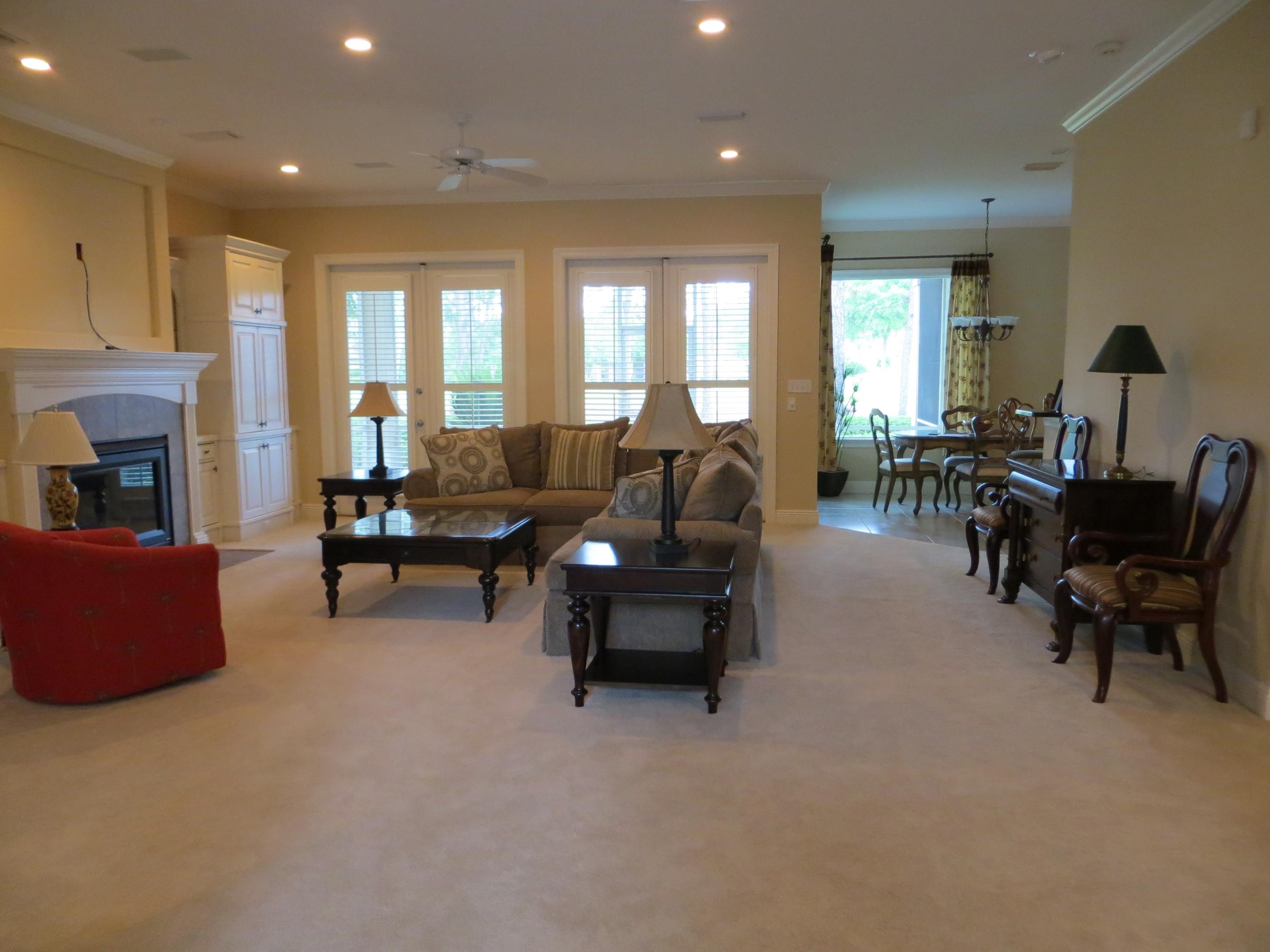 BAYTOWNE AVE EAST - Residential