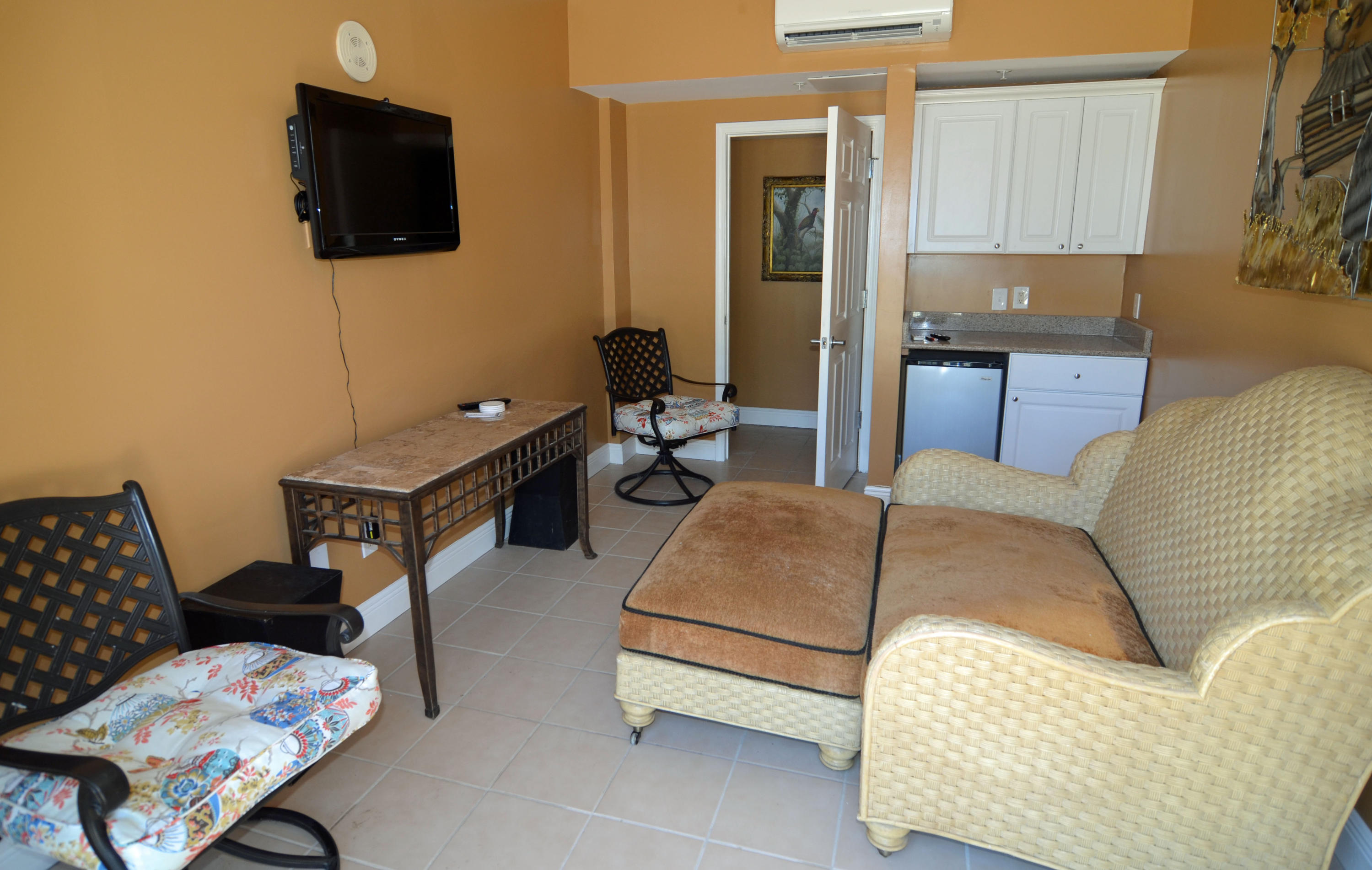 ST. MAARTEN AT SILVER SHELLS - Residential