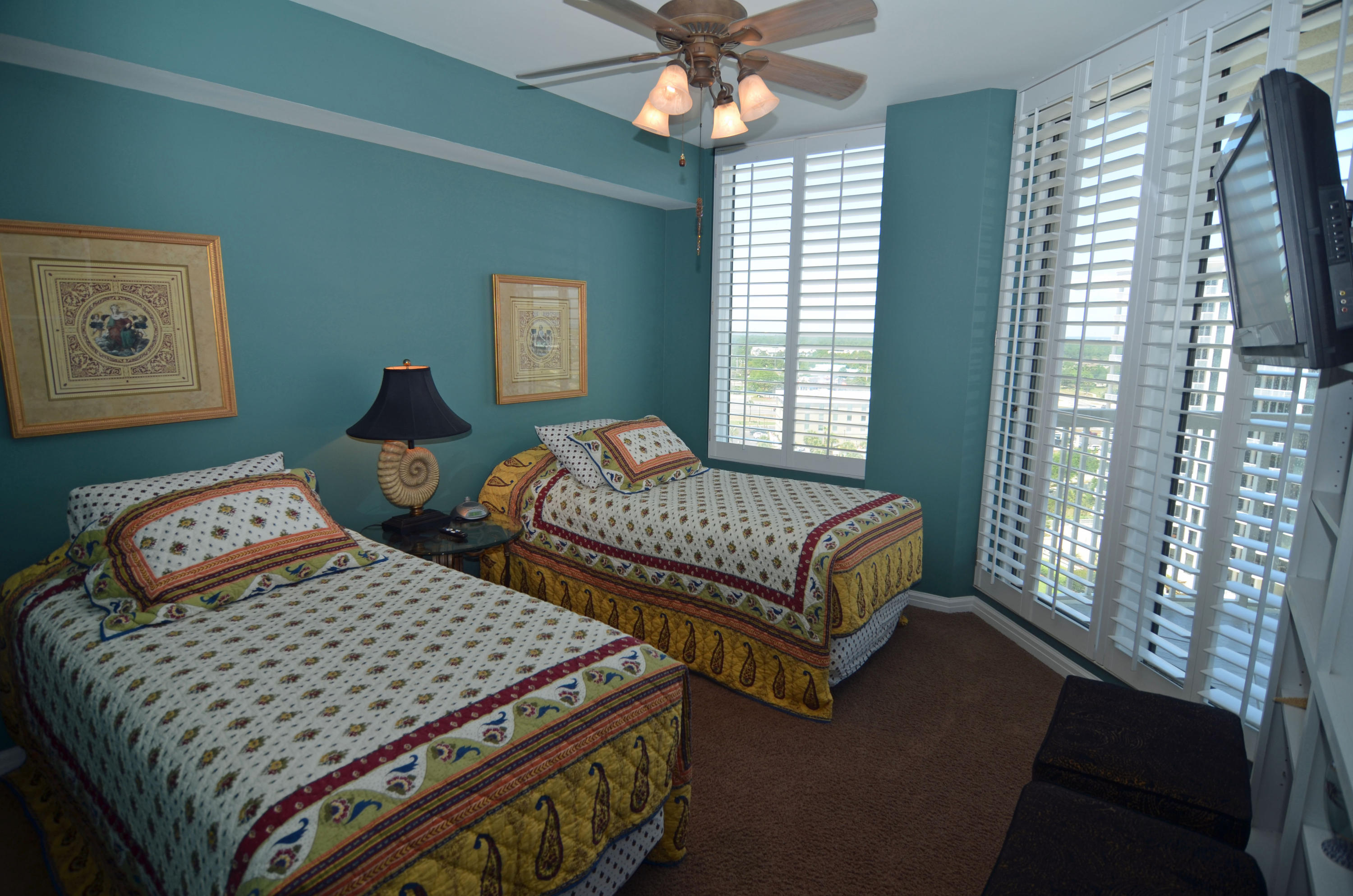 ST. MAARTEN AT SILVER SHELLS - Residential